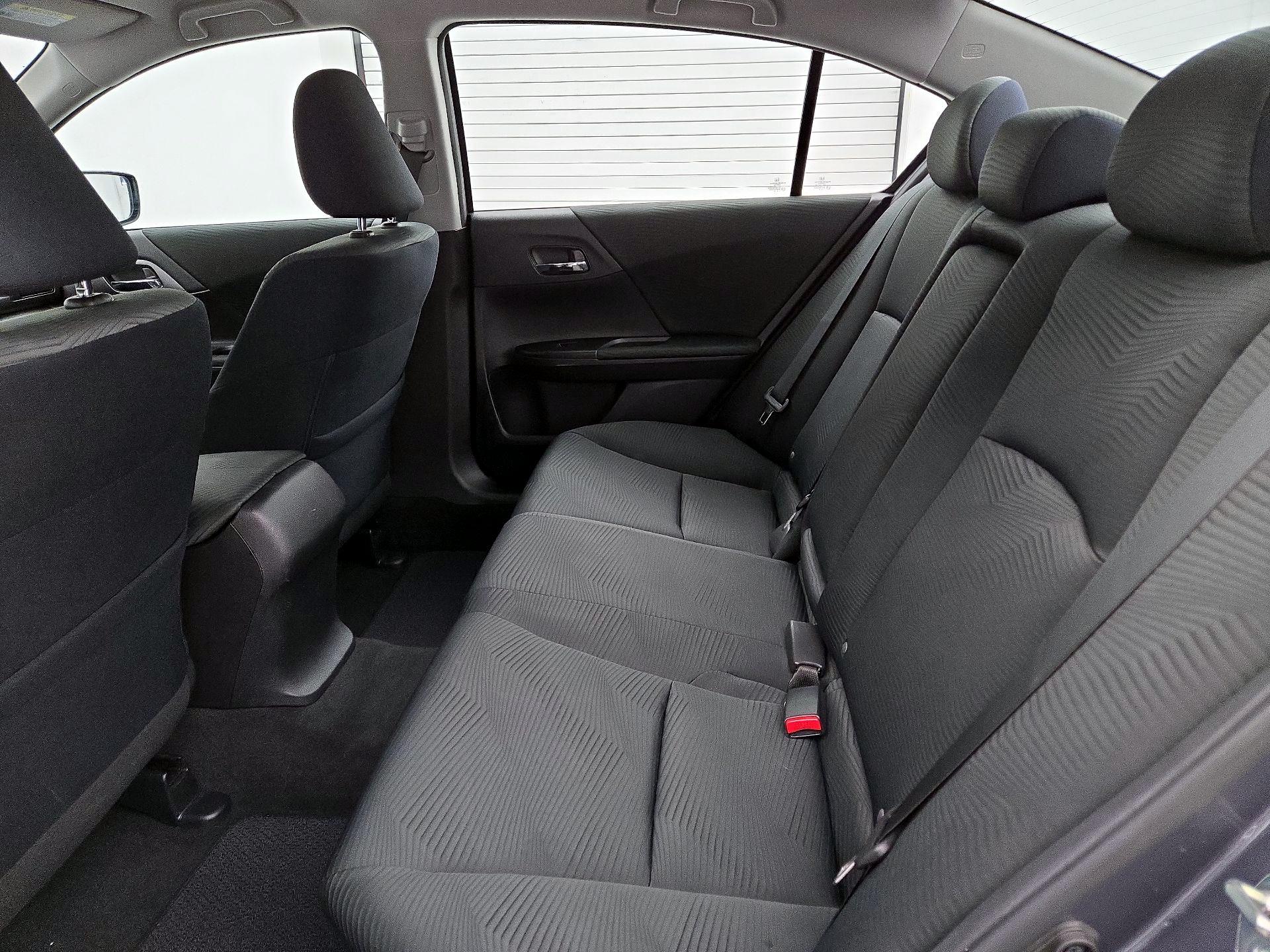 Thumbnail: 2015 Honda Accord - 19