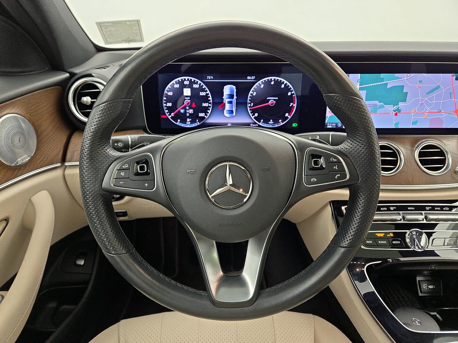 Thumbnail: 2017 Mercedes-Benz E-Class - 10