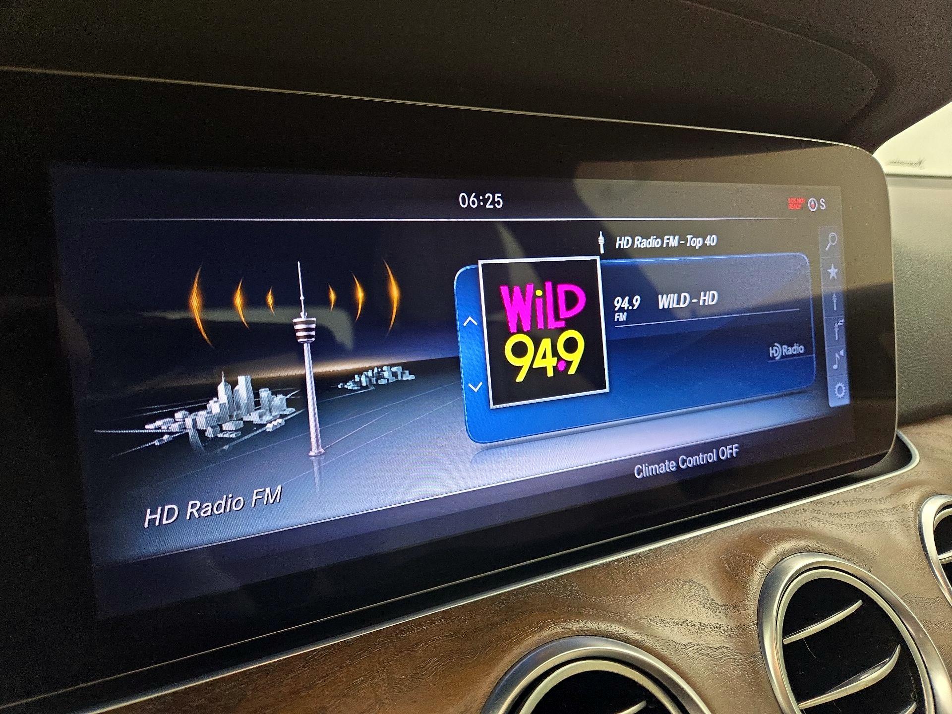 Thumbnail: 2017 Mercedes-Benz E-Class - 16