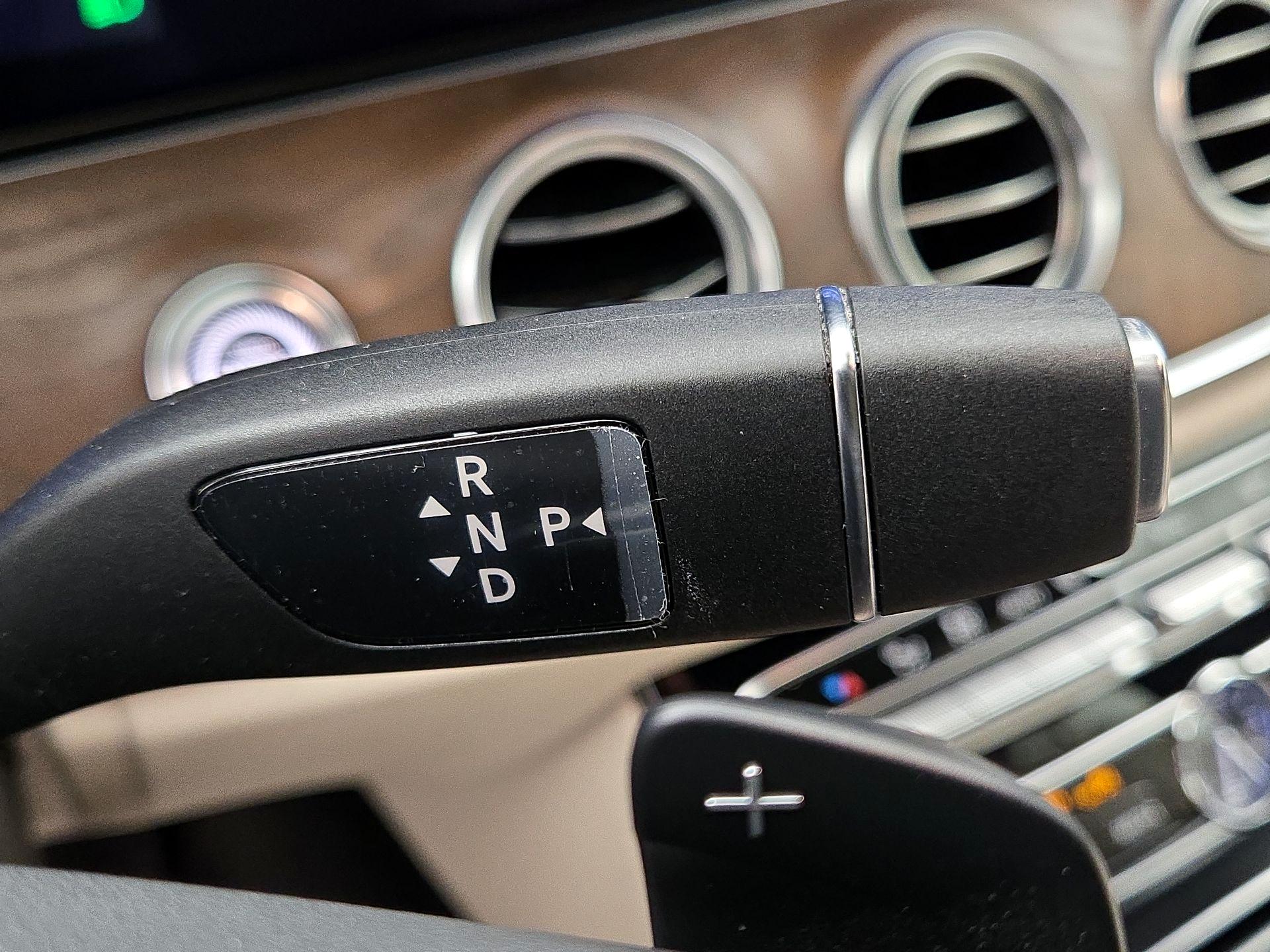 Thumbnail: 2017 Mercedes-Benz E-Class - 18