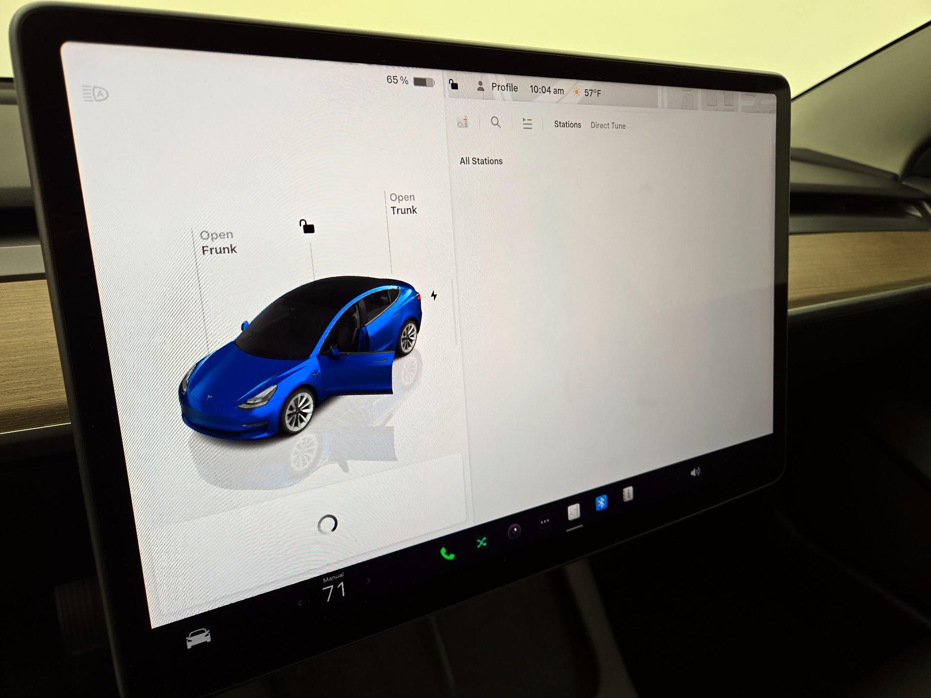 Thumbnail: 2022 Tesla Model 3 - 16