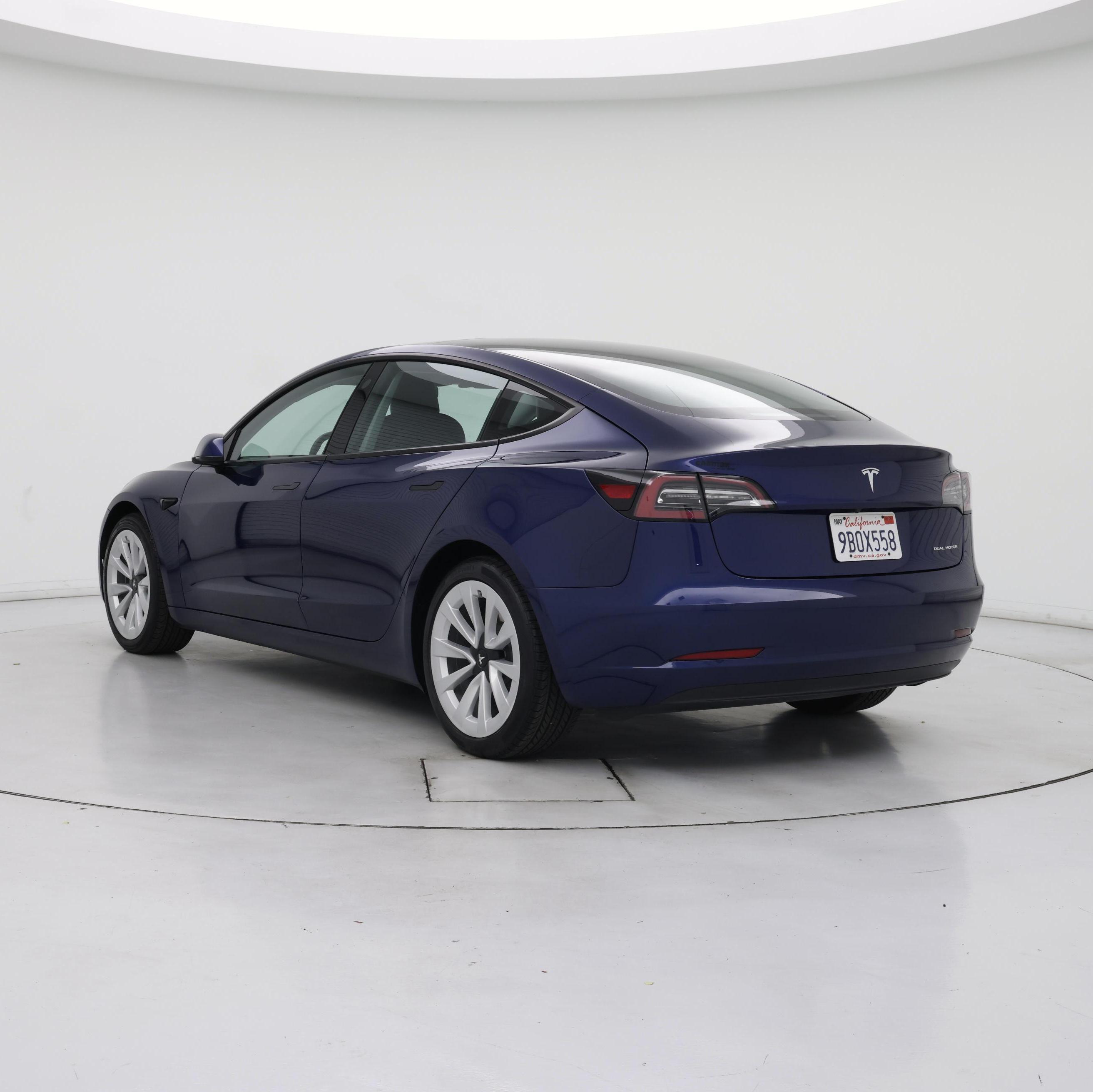 Thumbnail: 2022 Tesla Model 3 - 2