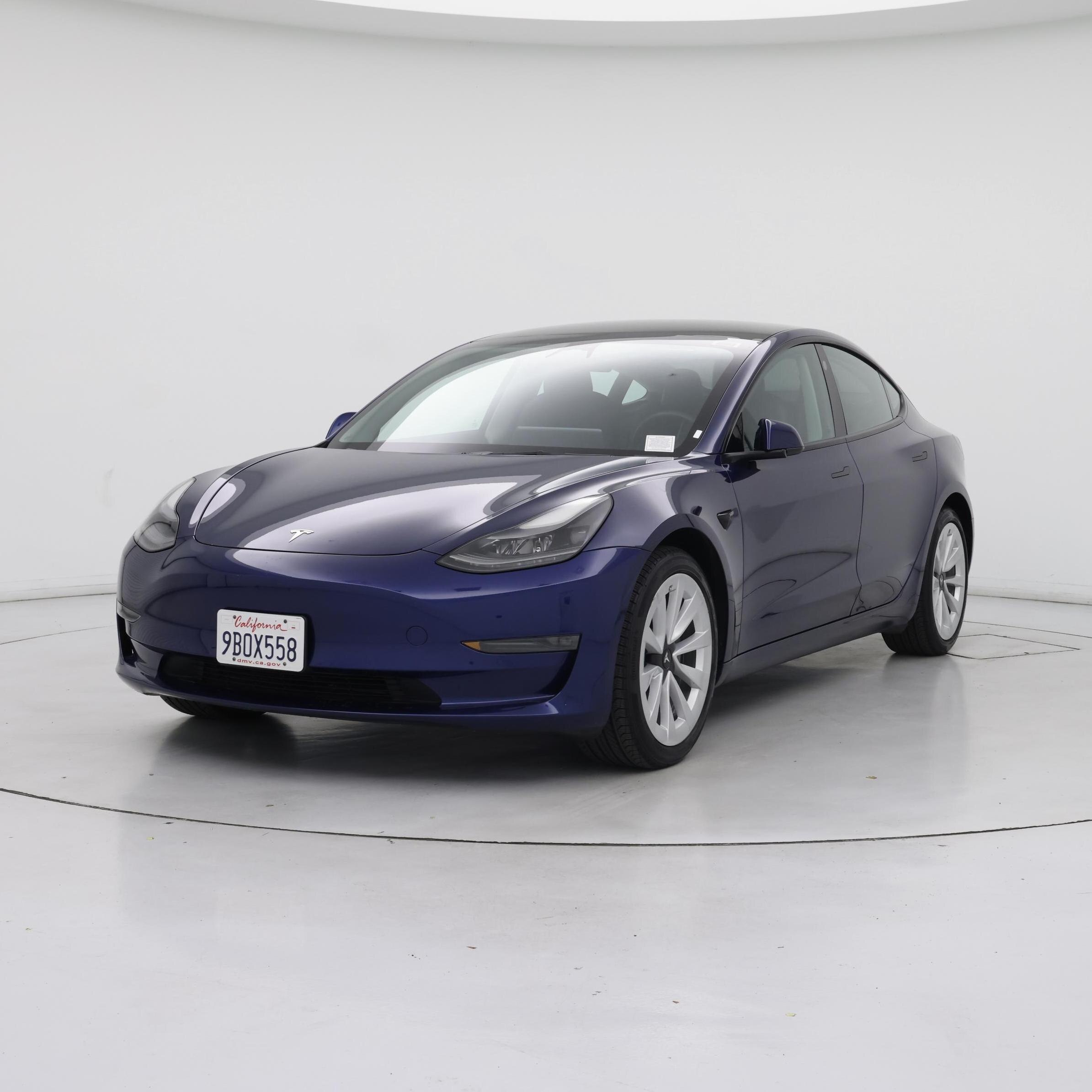 Thumbnail: 2022 Tesla Model 3 - 4