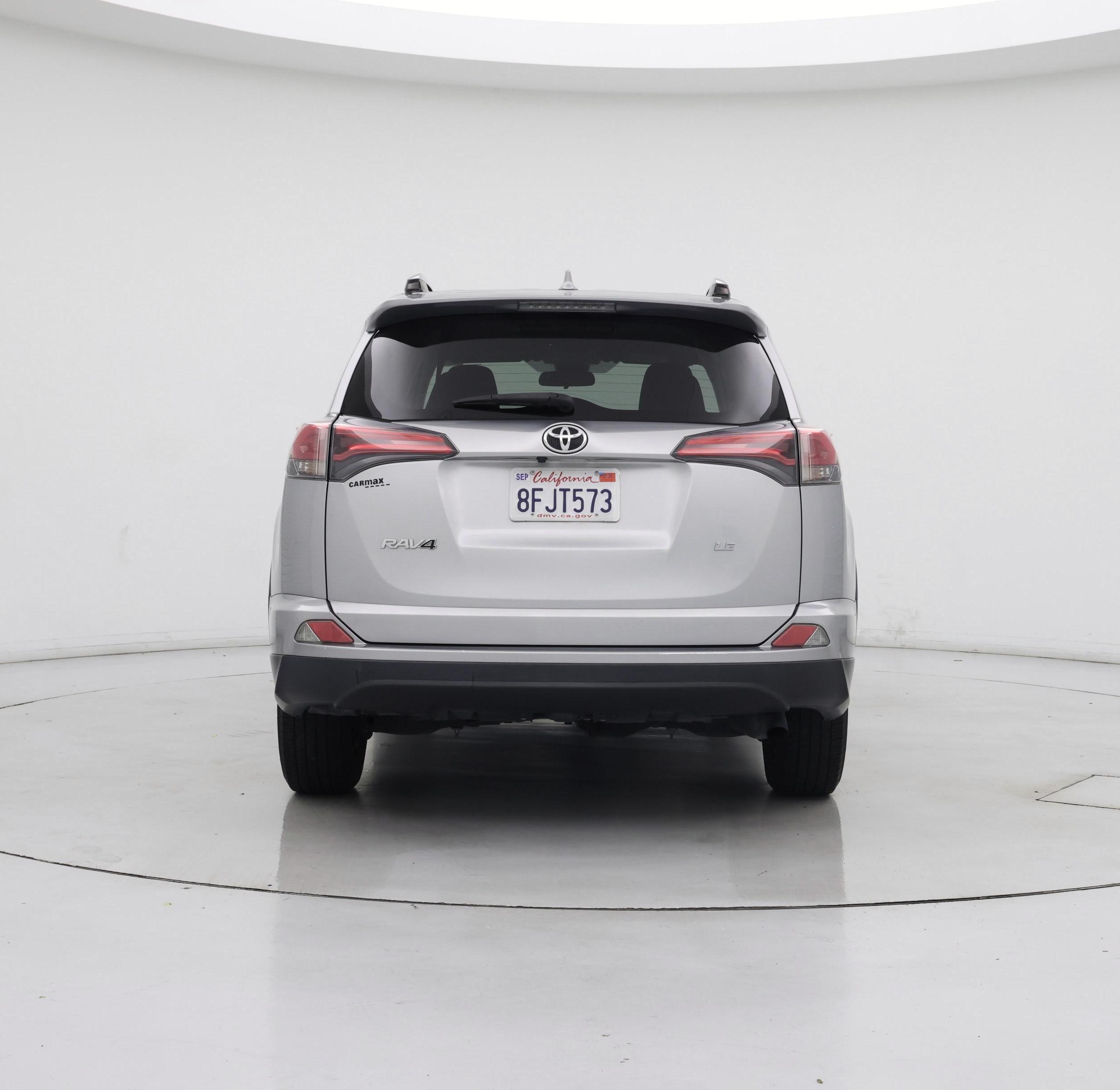 Thumbnail: 2018 Toyota RAV4 - 6