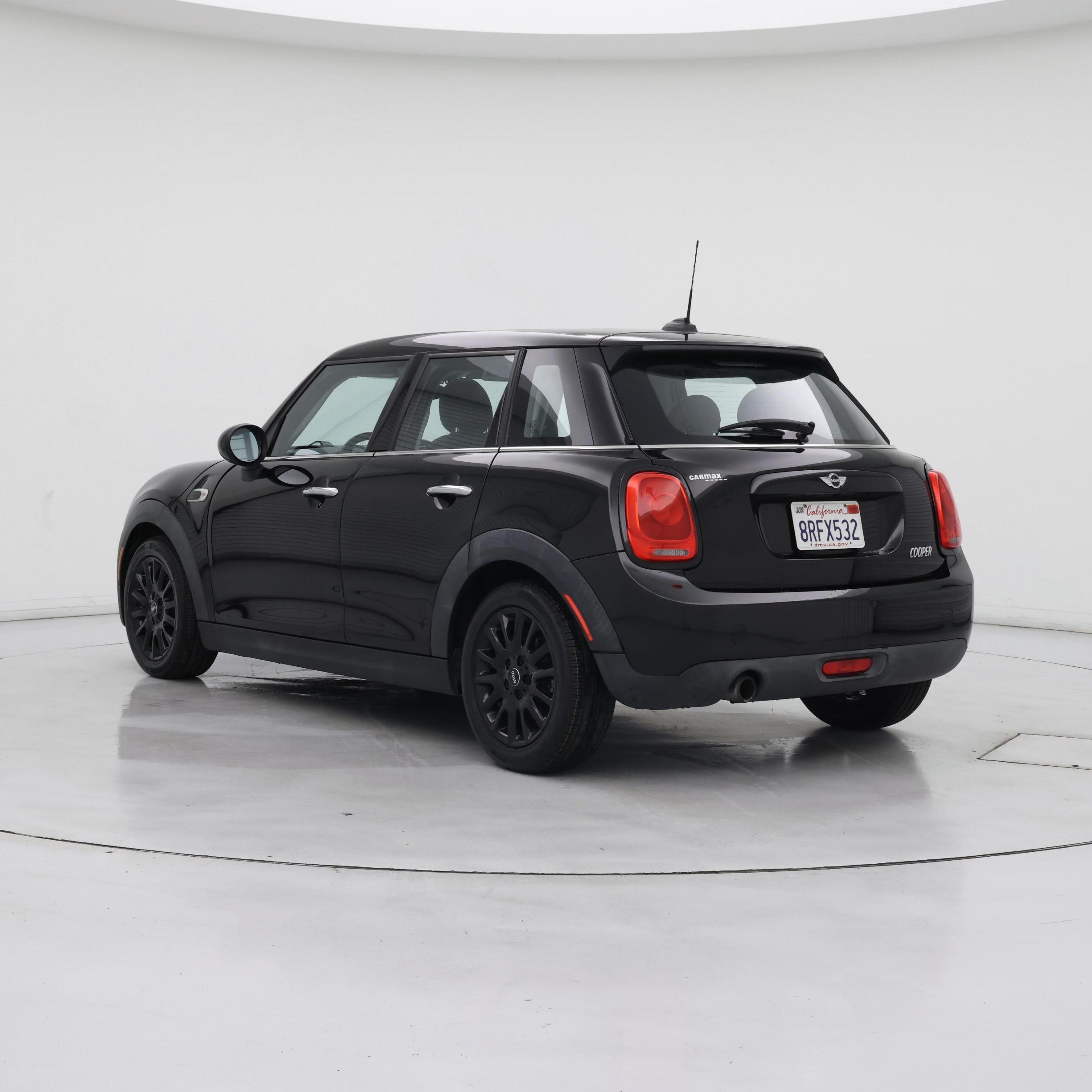 Thumbnail: 2017 MINI Cooper Hardtop - 2