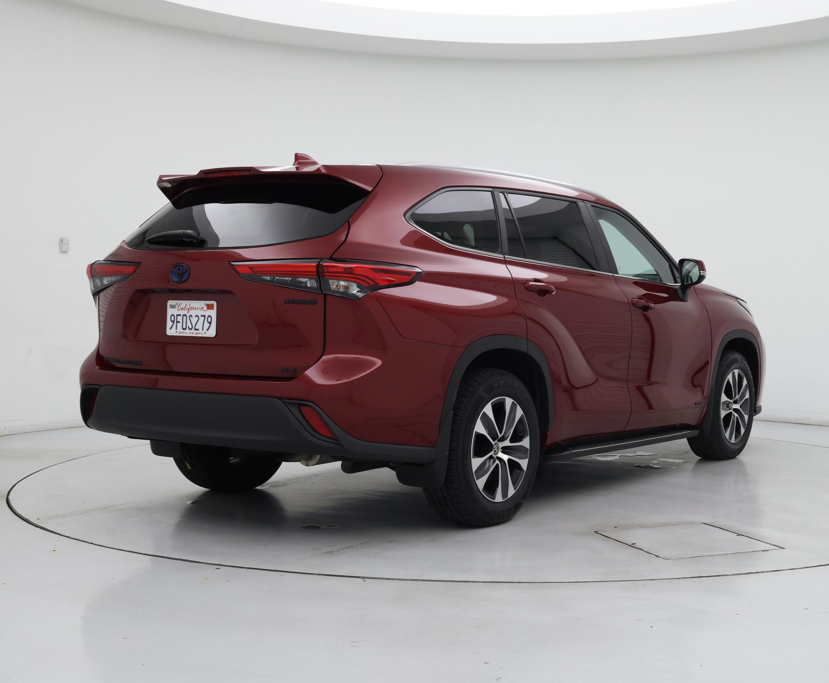 Thumbnail: 2023 Toyota Highlander - 8