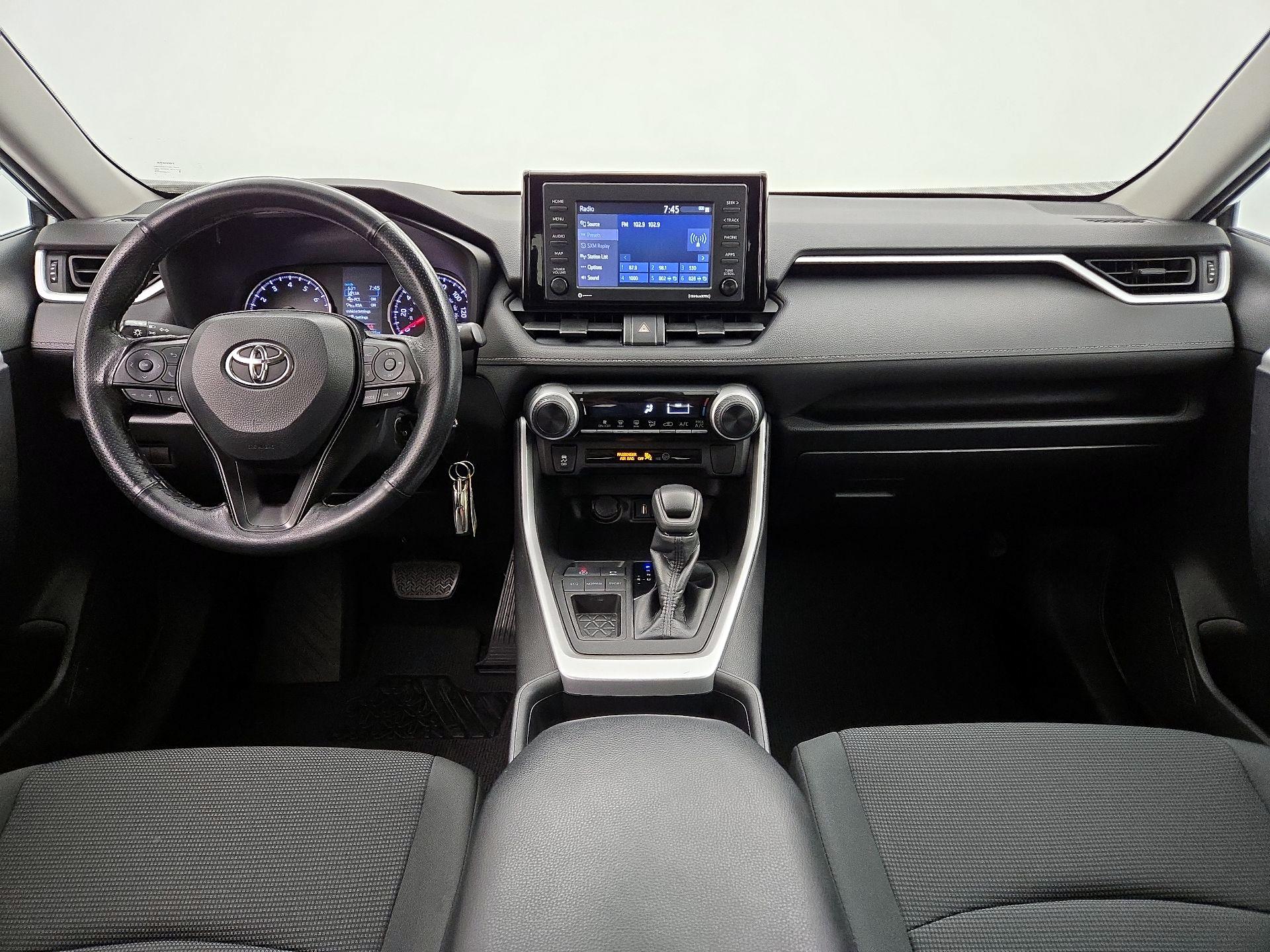 Thumbnail: 2021 Toyota RAV4 - 9