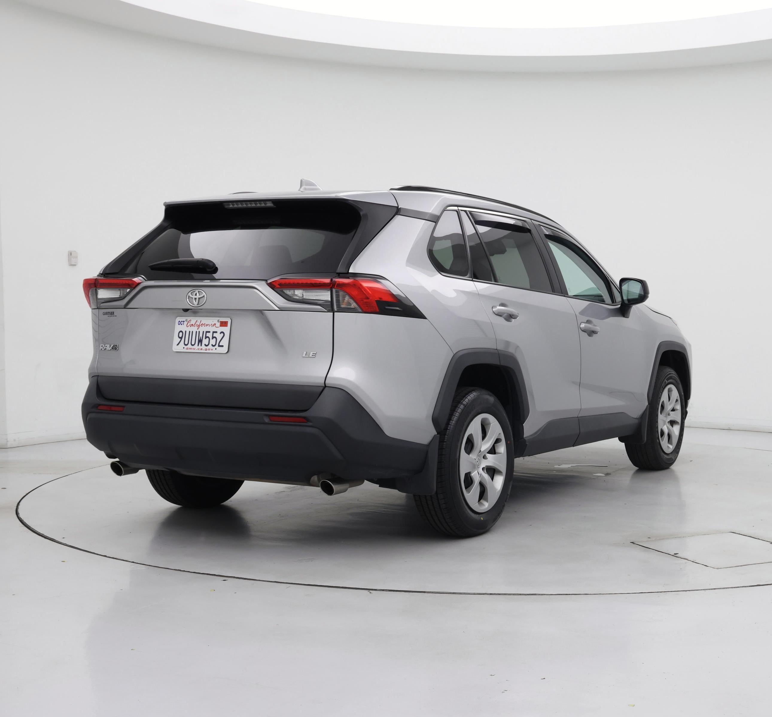 Thumbnail: 2021 Toyota RAV4 - 8