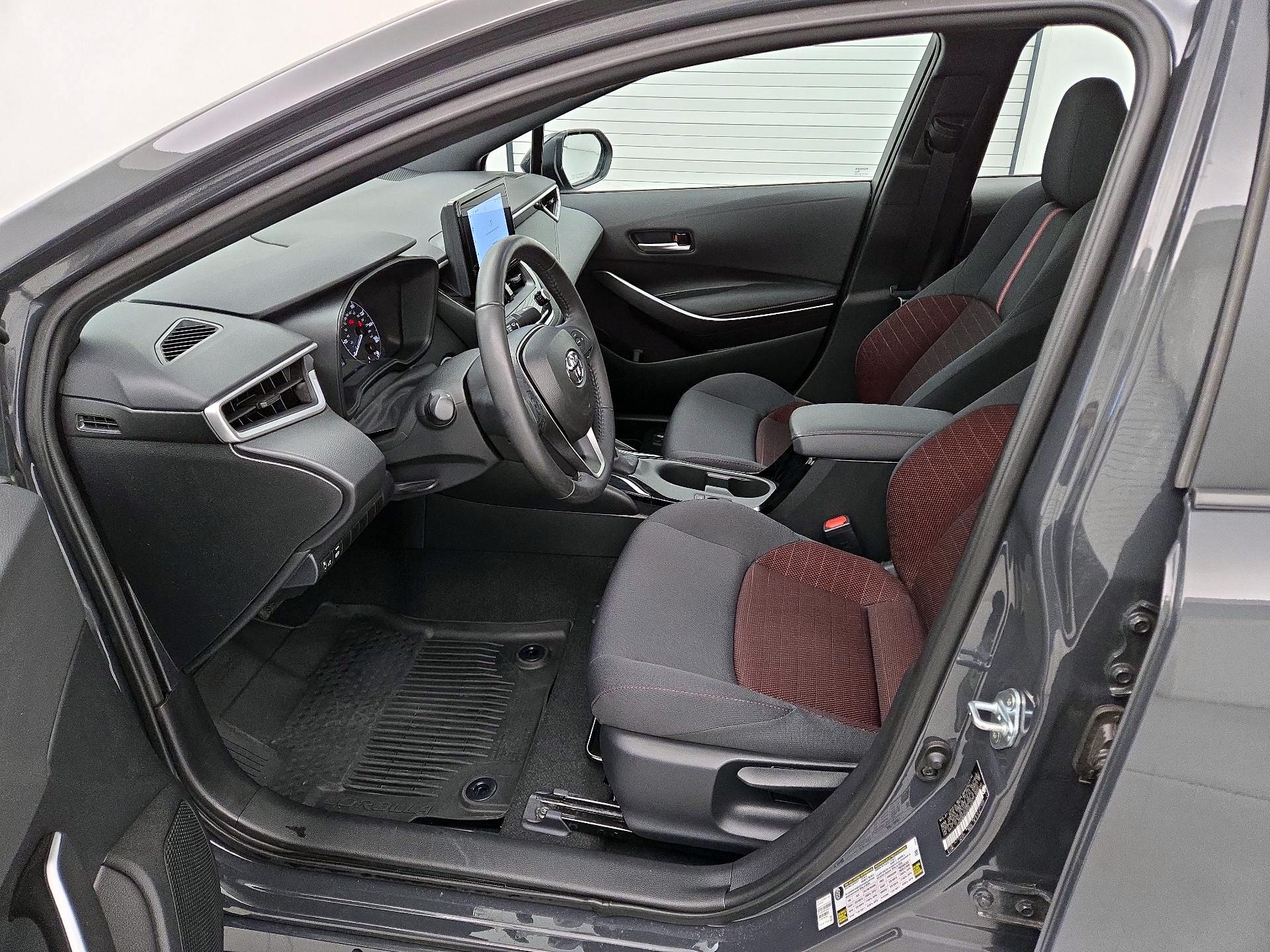 Thumbnail: 2024 Toyota Corolla - 11