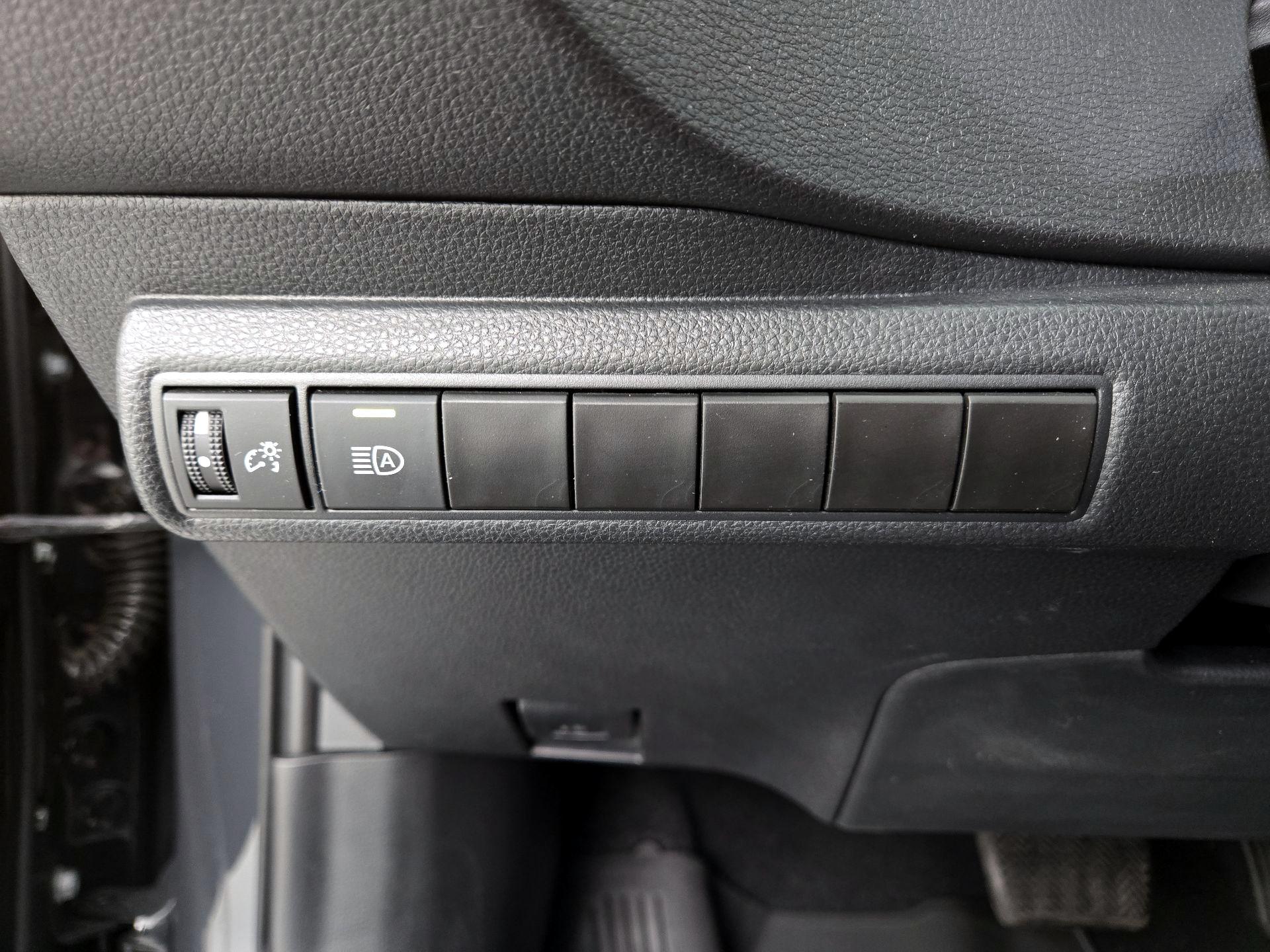 Thumbnail: 2024 Toyota Corolla - 13