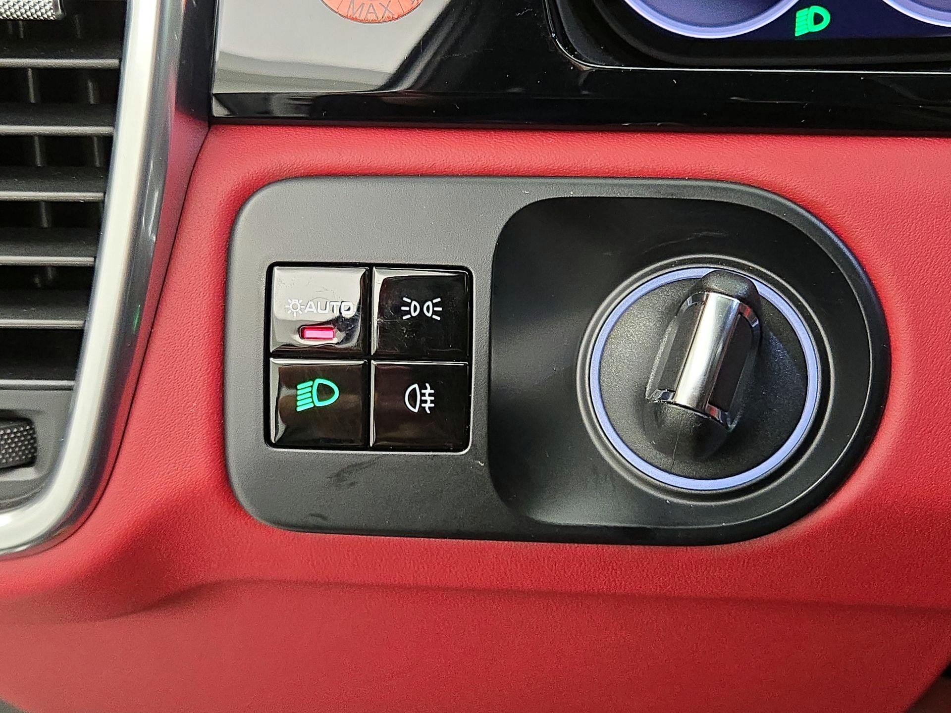 Thumbnail: 2021 Porsche Cayenne - 13