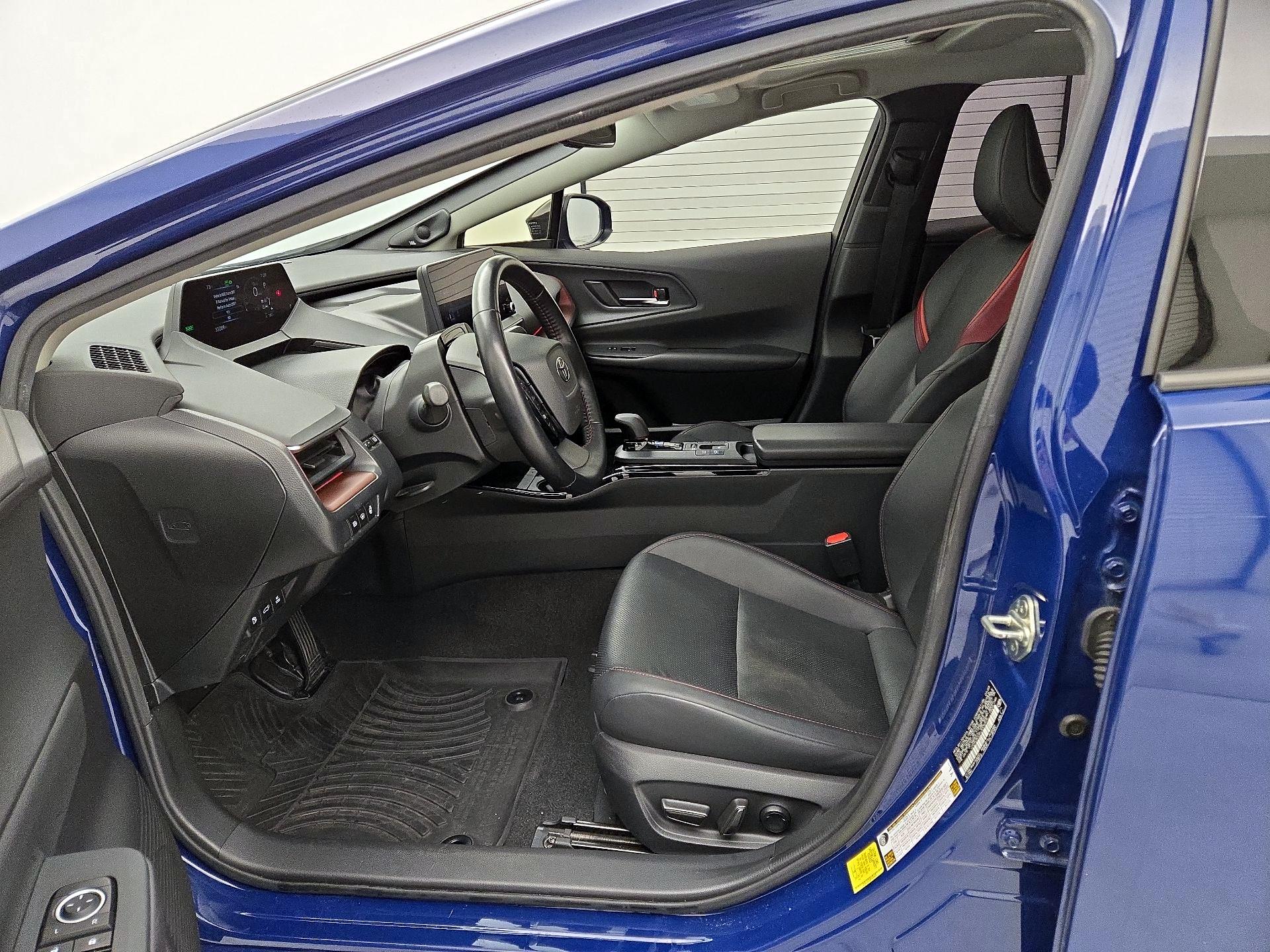 Thumbnail: 2023 Toyota Prius Prime - 11