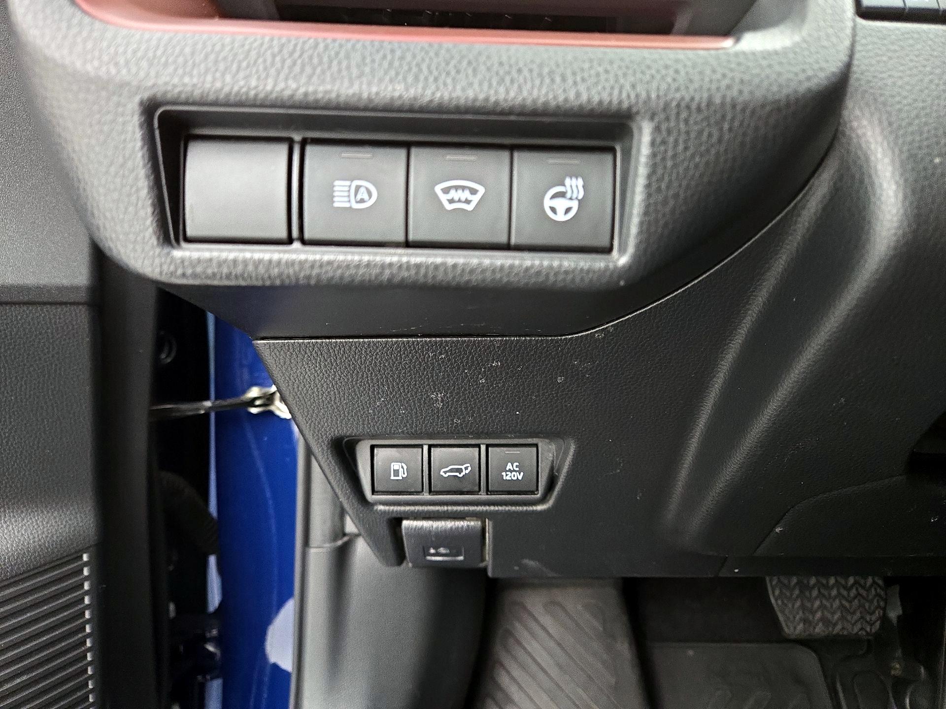 Thumbnail: 2023 Toyota Prius Prime - 13