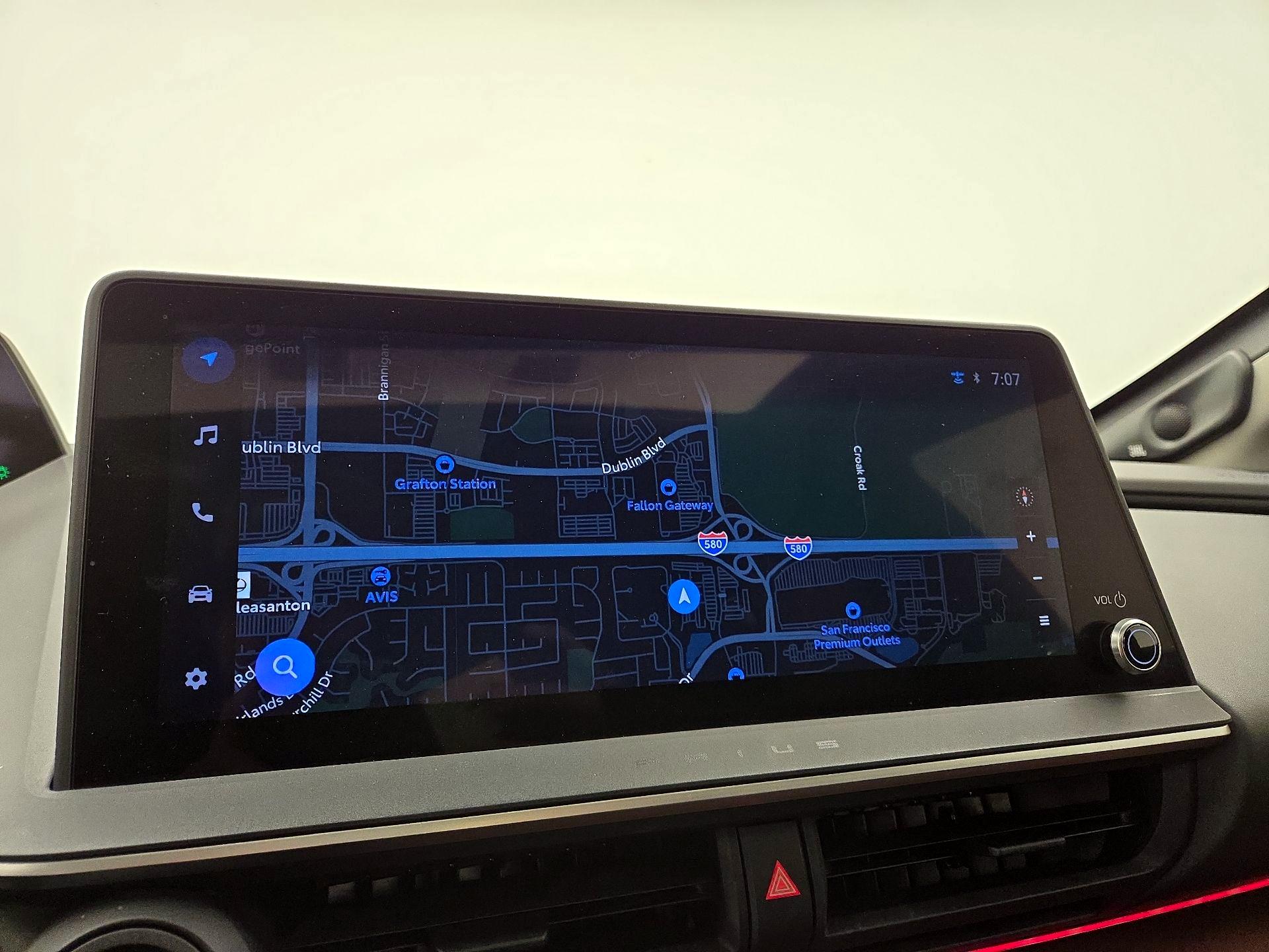 Thumbnail: 2023 Toyota Prius Prime - 14