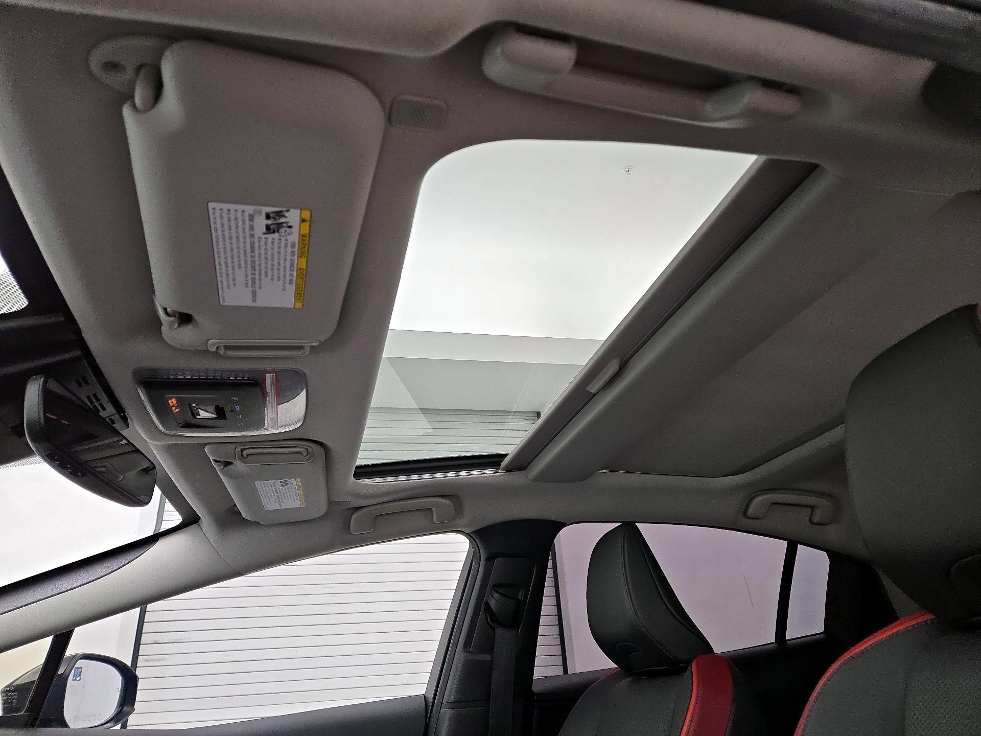 Thumbnail: 2023 Toyota Prius Prime - 20