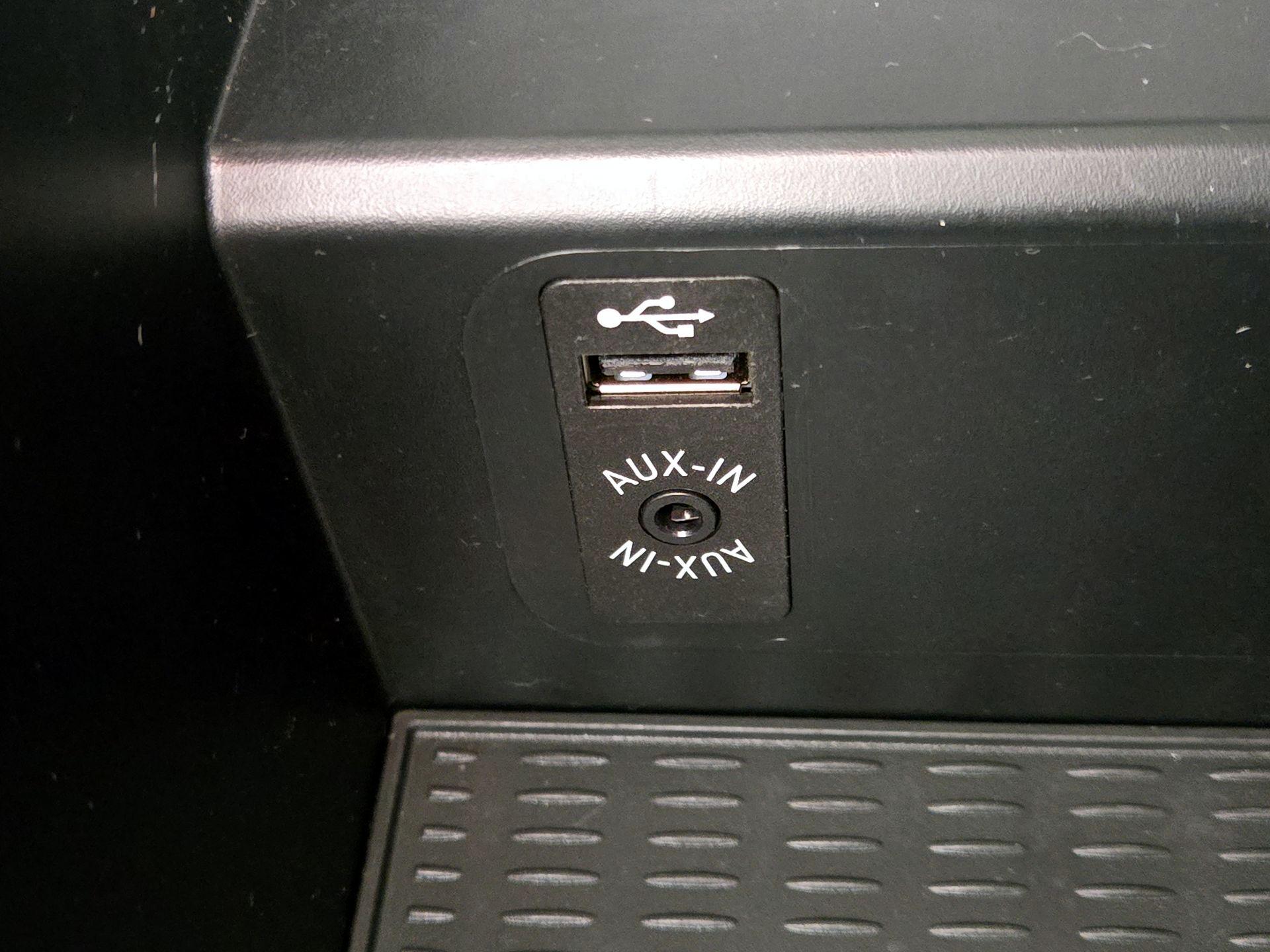 Thumbnail: 2017 BMW X3 - 19