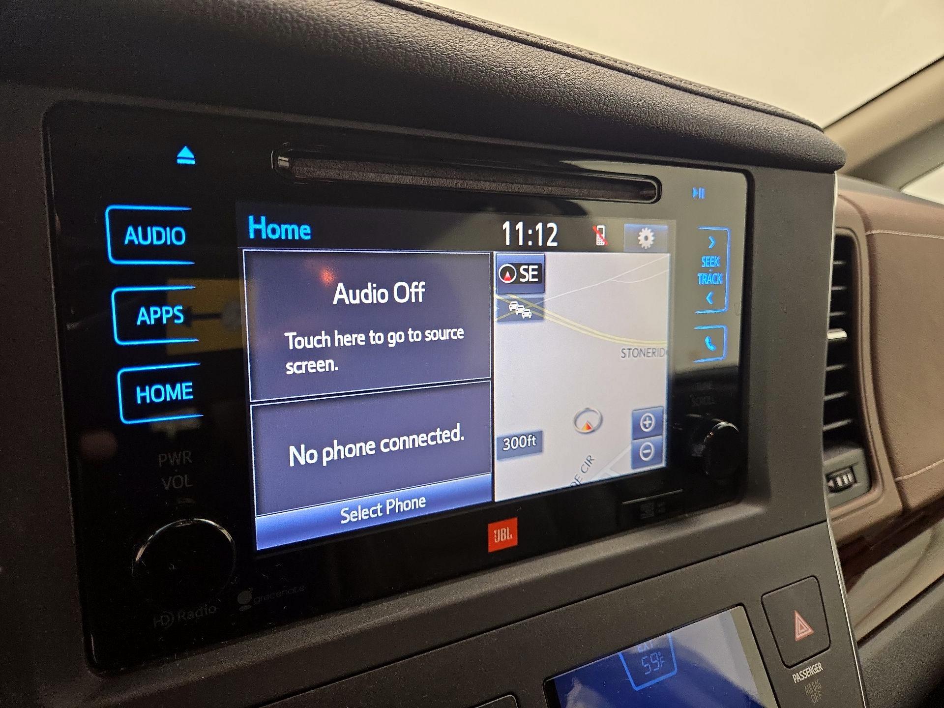 Thumbnail: 2015 Toyota Sienna - 15