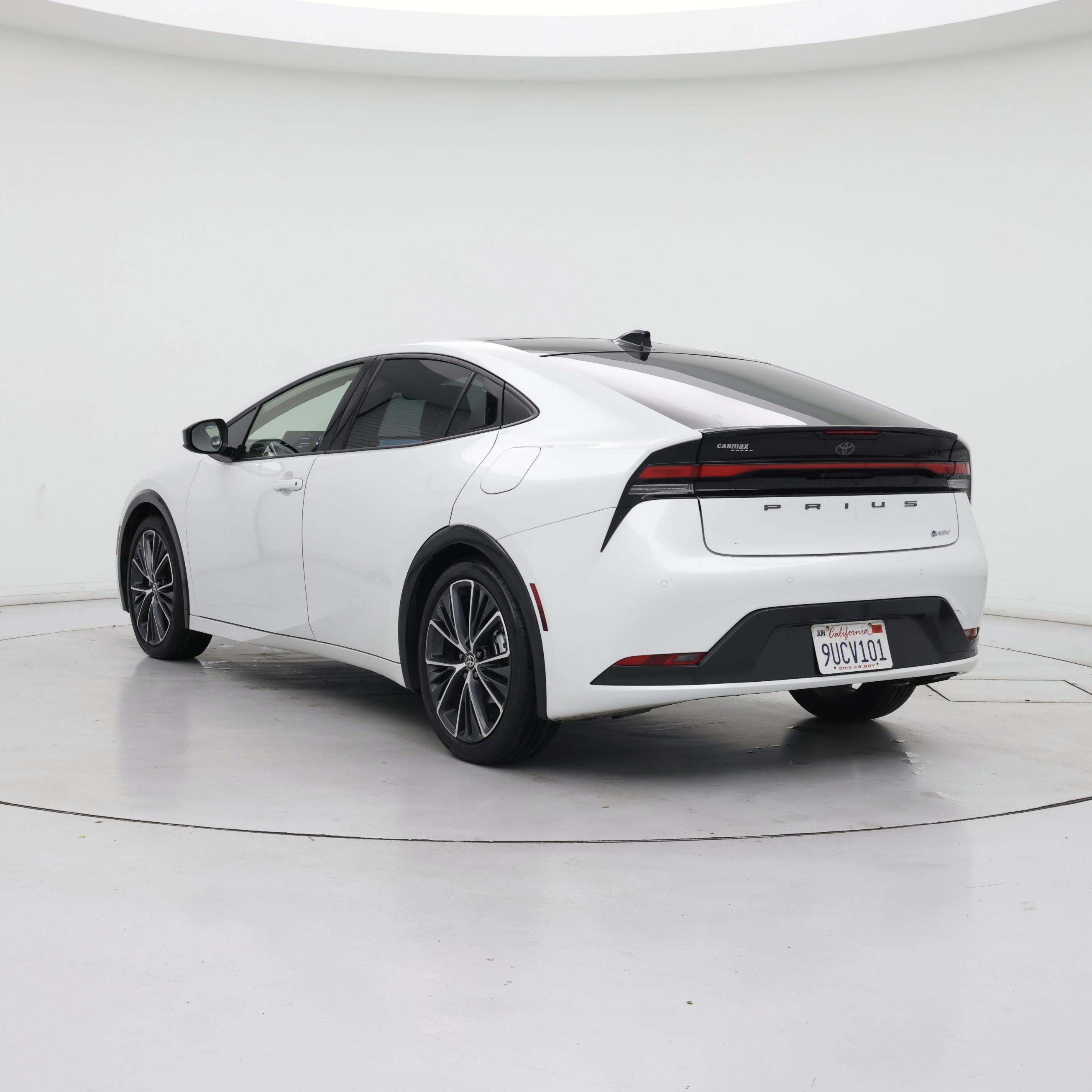 Thumbnail: 2025 Toyota Prius - 2