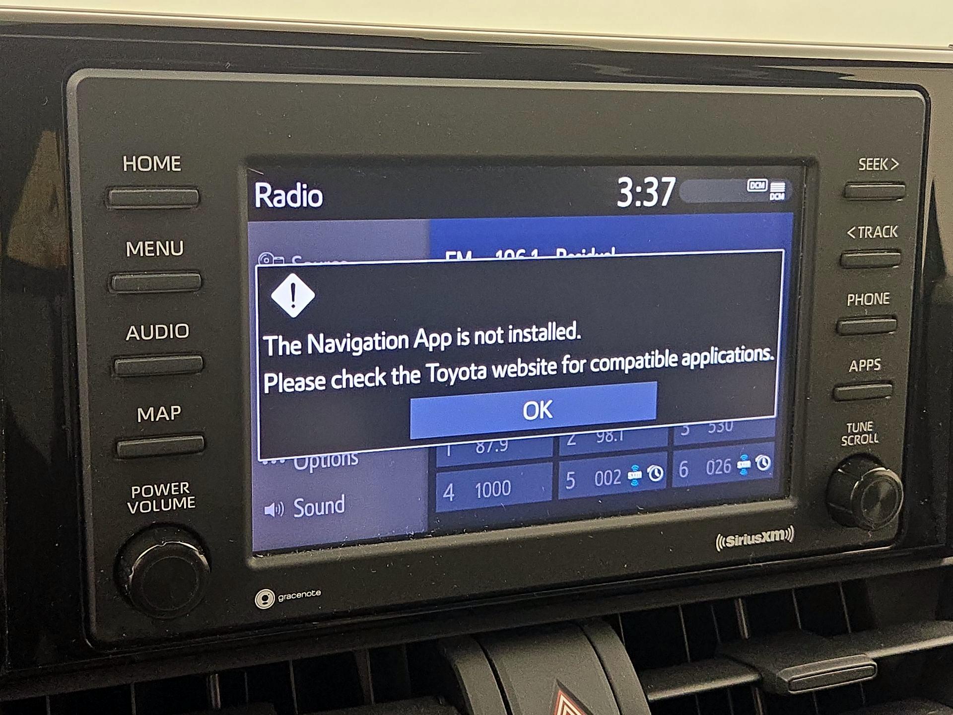 Thumbnail: 2021 Toyota RAV4 - 14