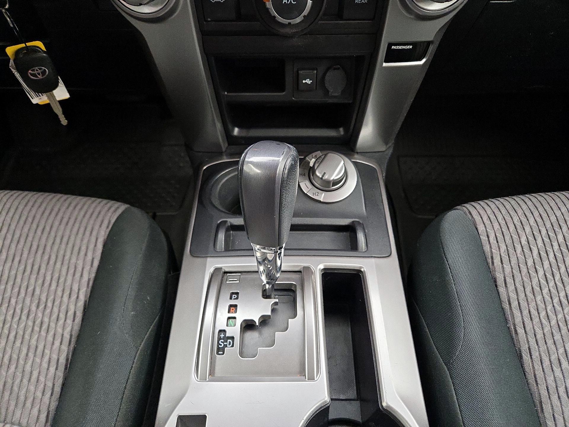 Thumbnail: 2020 Toyota 4Runner - 18