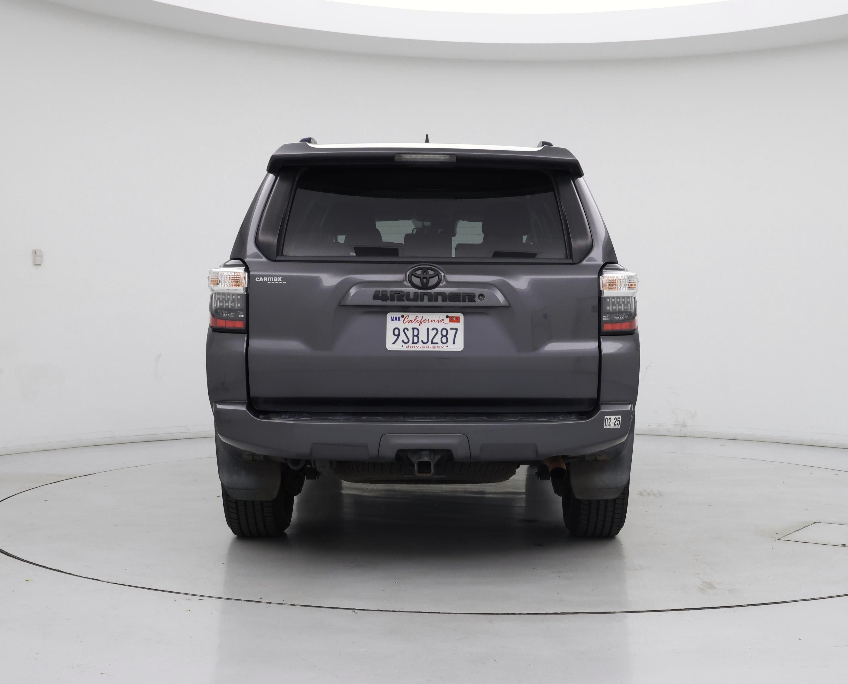 Thumbnail: 2020 Toyota 4Runner - 6