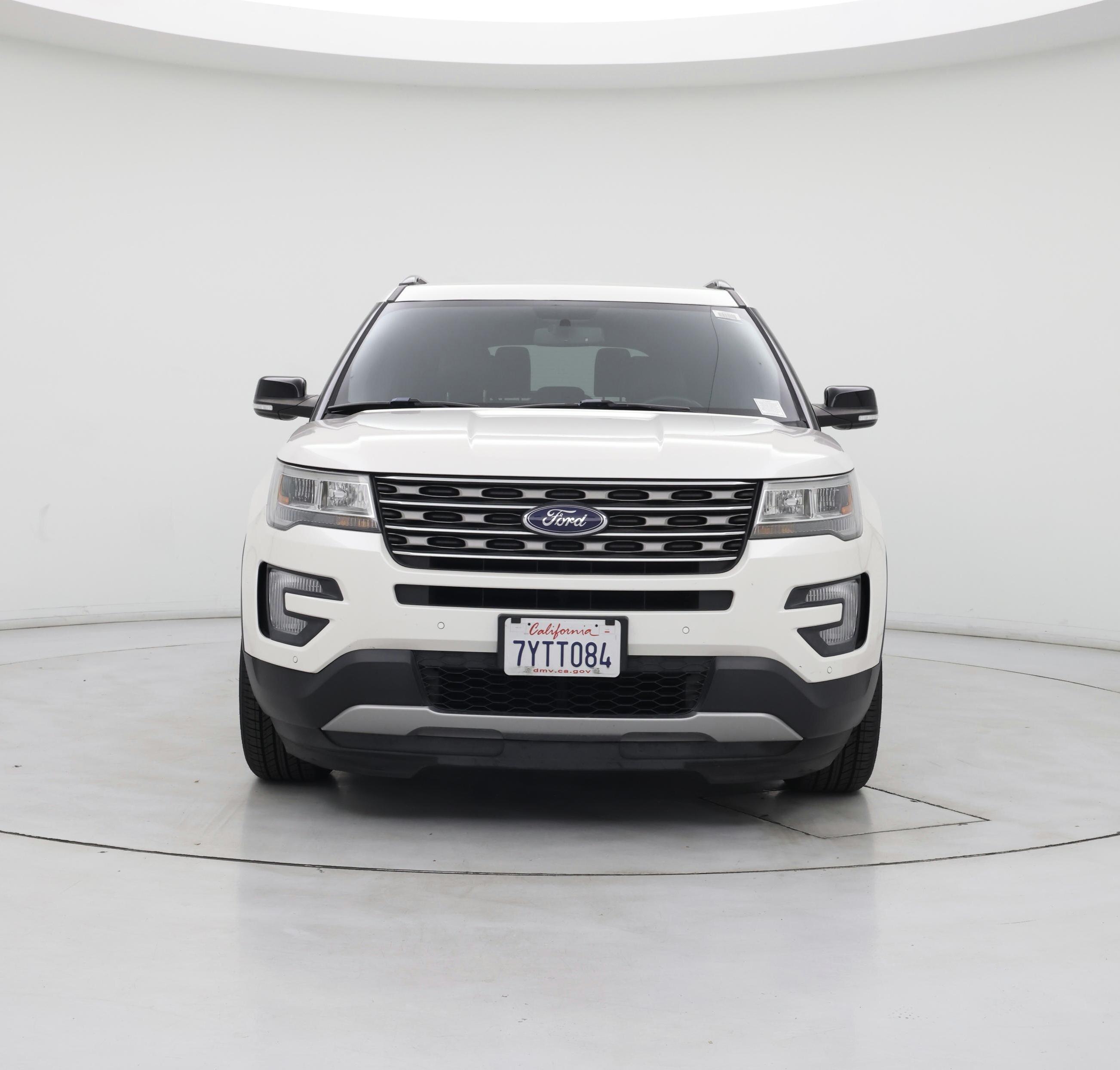 Thumbnail: 2017 Ford Explorer - 5
