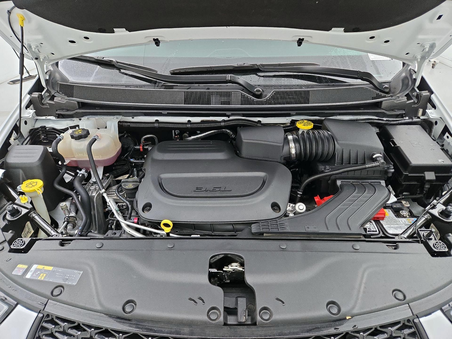 Thumbnail: 2023 Chrysler Pacifica - 19