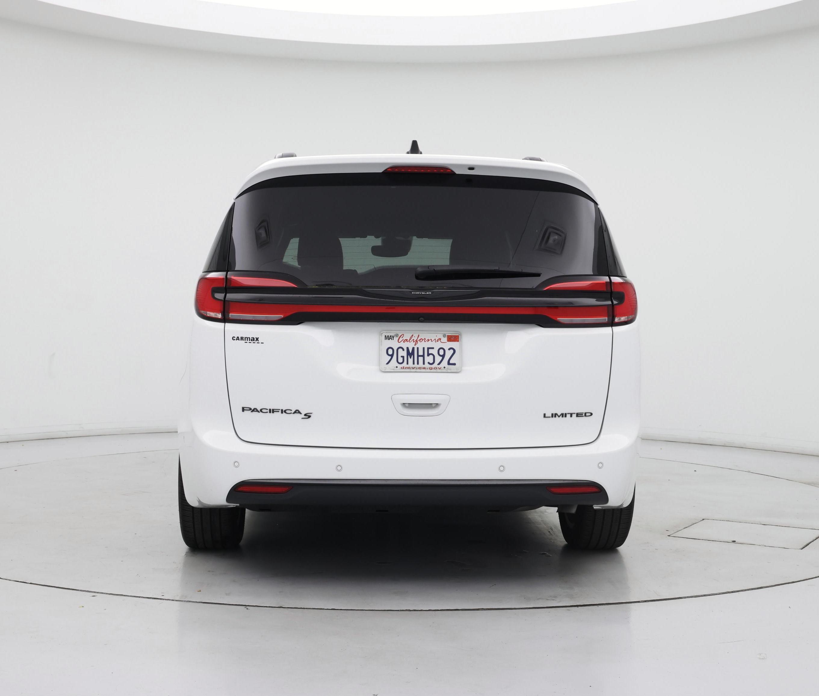 Thumbnail: 2023 Chrysler Pacifica - 6