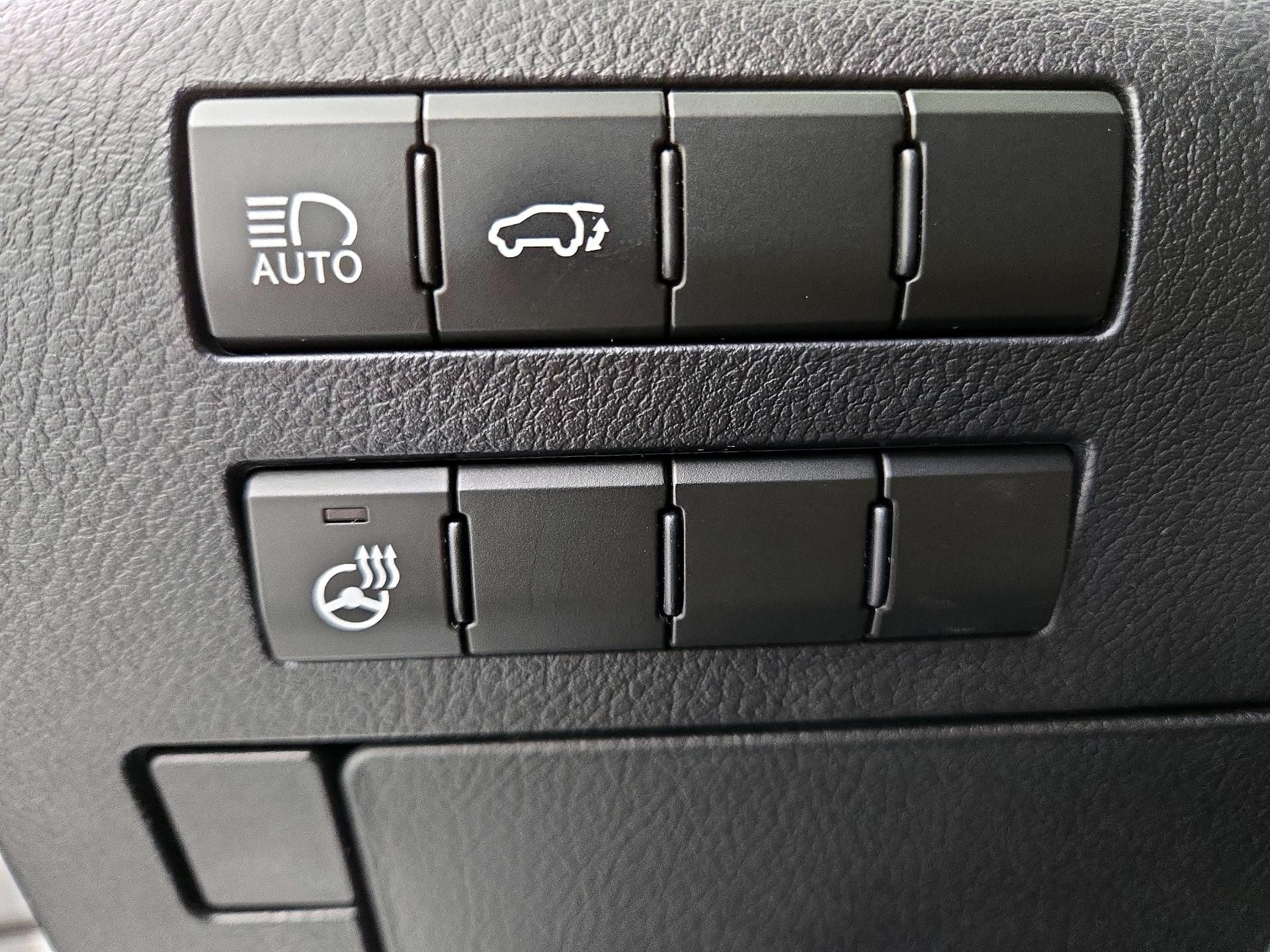 Thumbnail: 2022 Lexus RX - 13