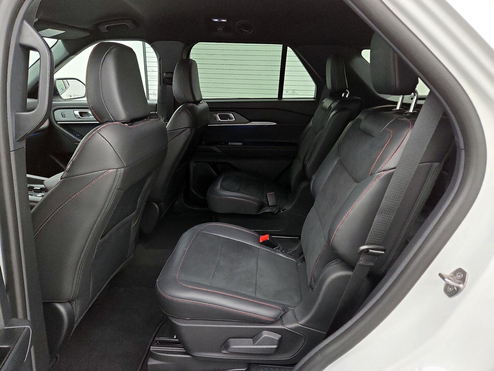 Thumbnail: 2025 Ford Explorer - 20