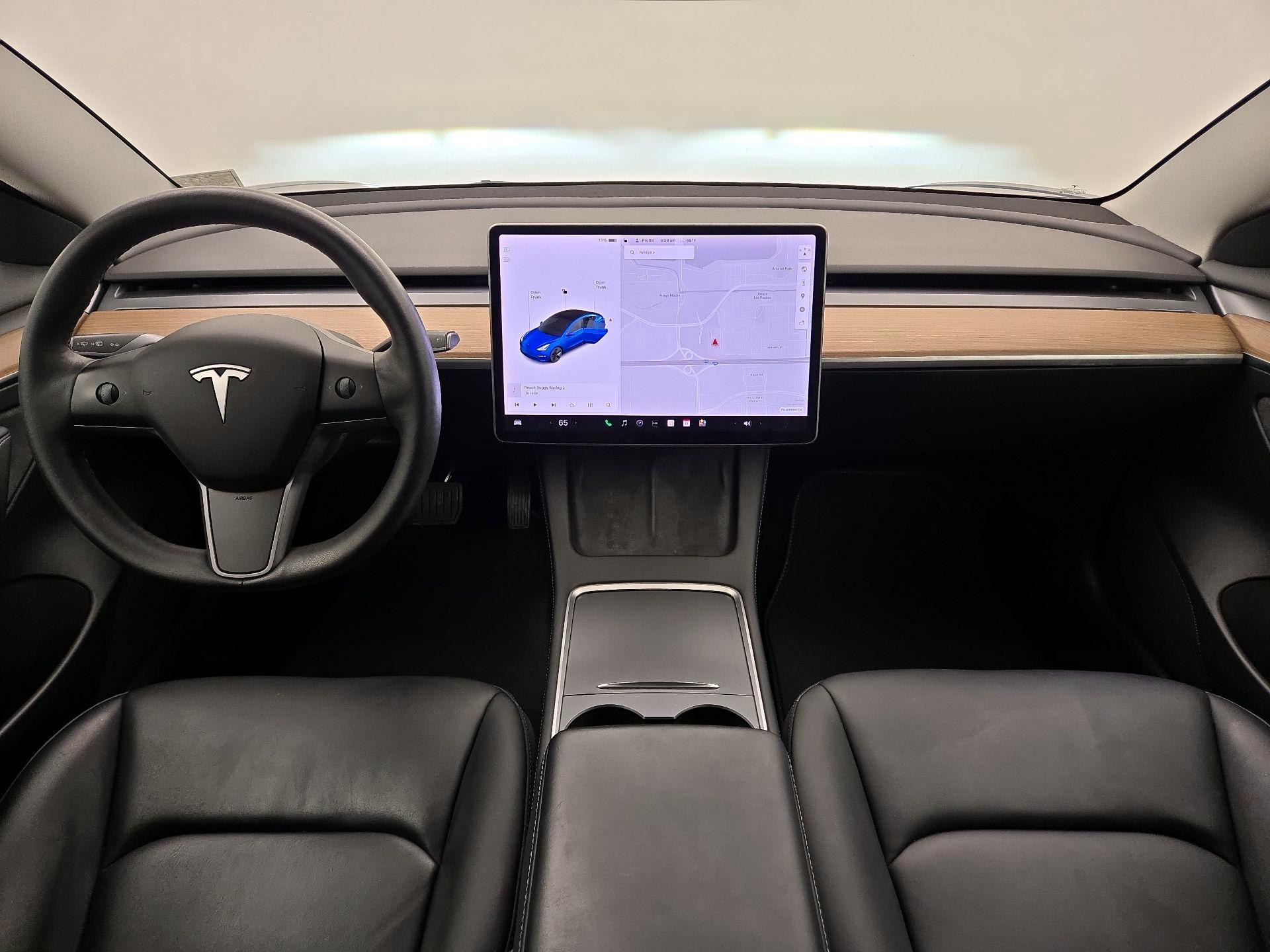 Thumbnail: 2022 Tesla Model 3 - 9