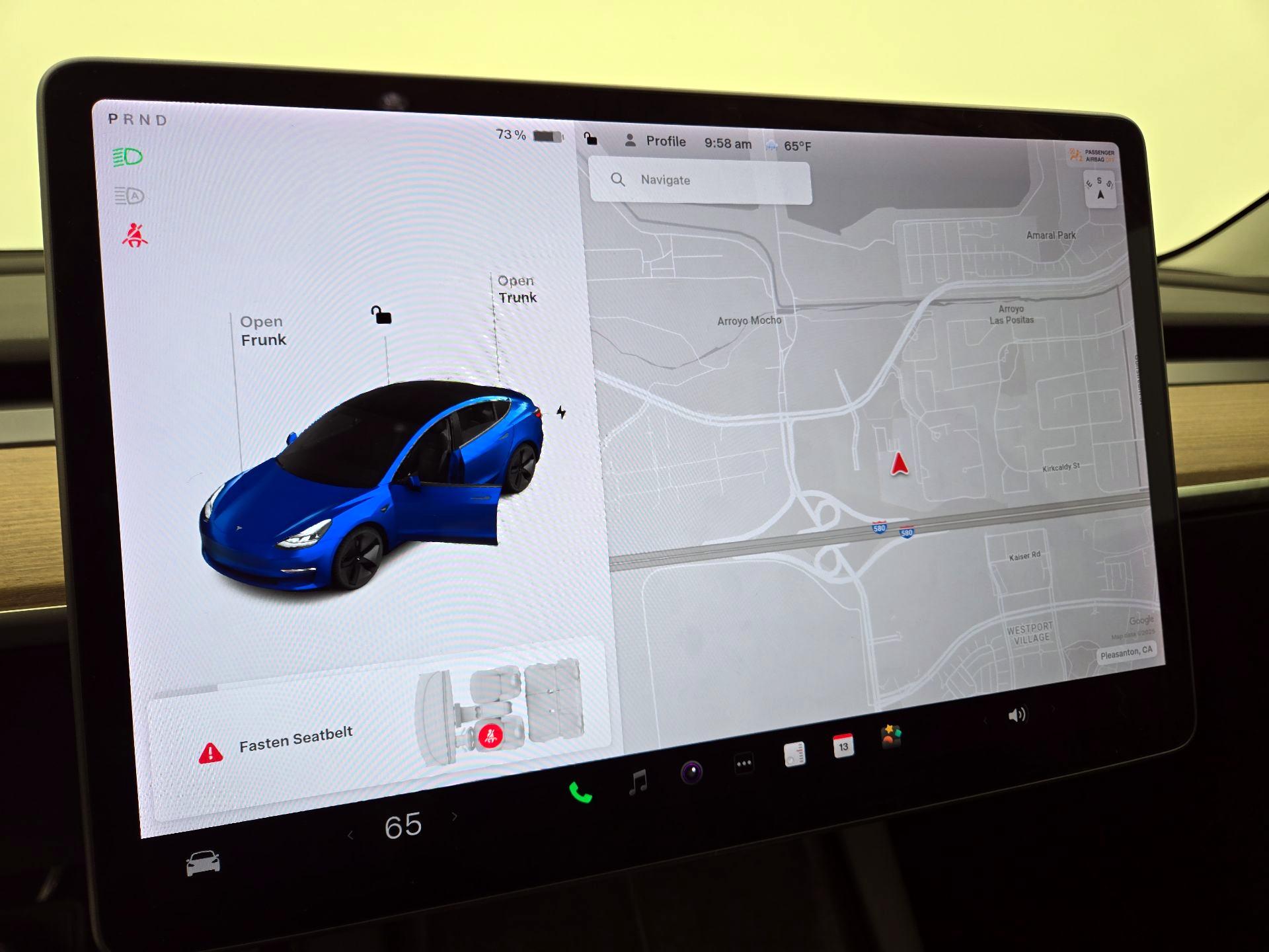 Thumbnail: 2022 Tesla Model 3 - 14