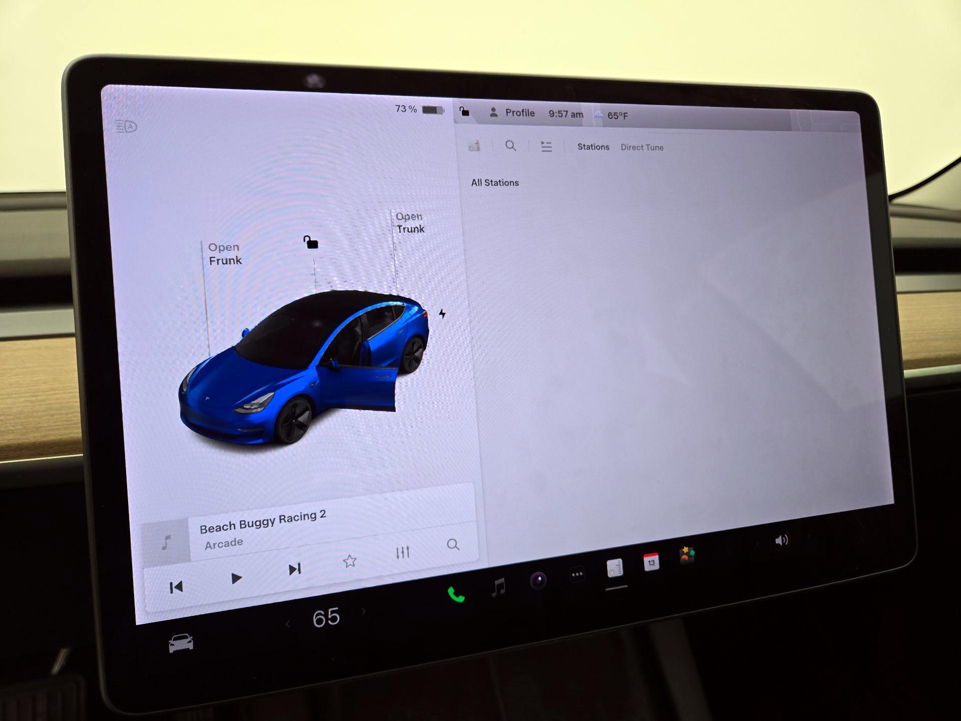 Thumbnail: 2022 Tesla Model 3 - 16