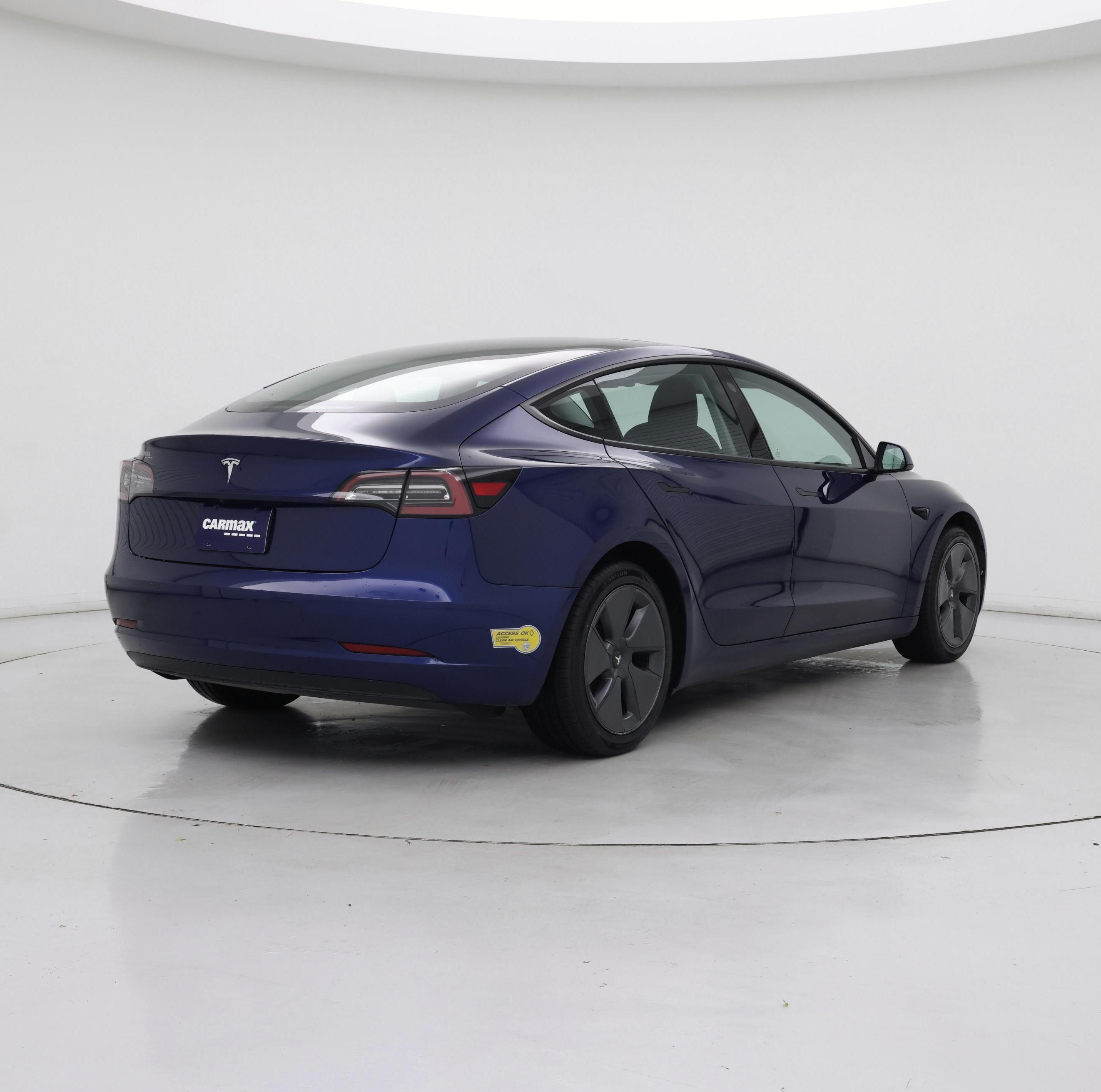 Thumbnail: 2022 Tesla Model 3 - 8