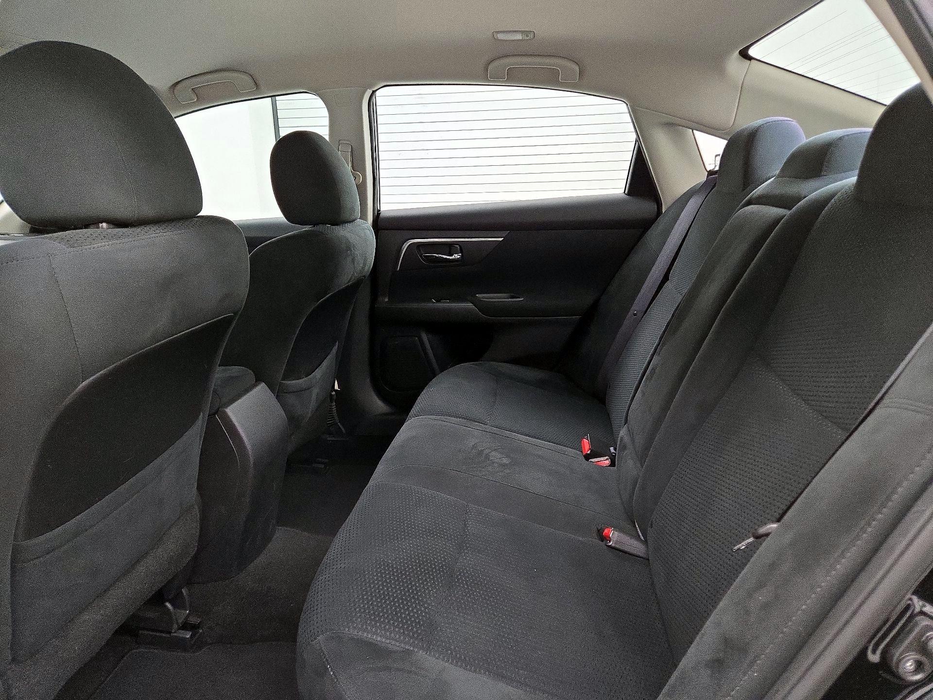 Thumbnail: 2015 Nissan Altima - 19