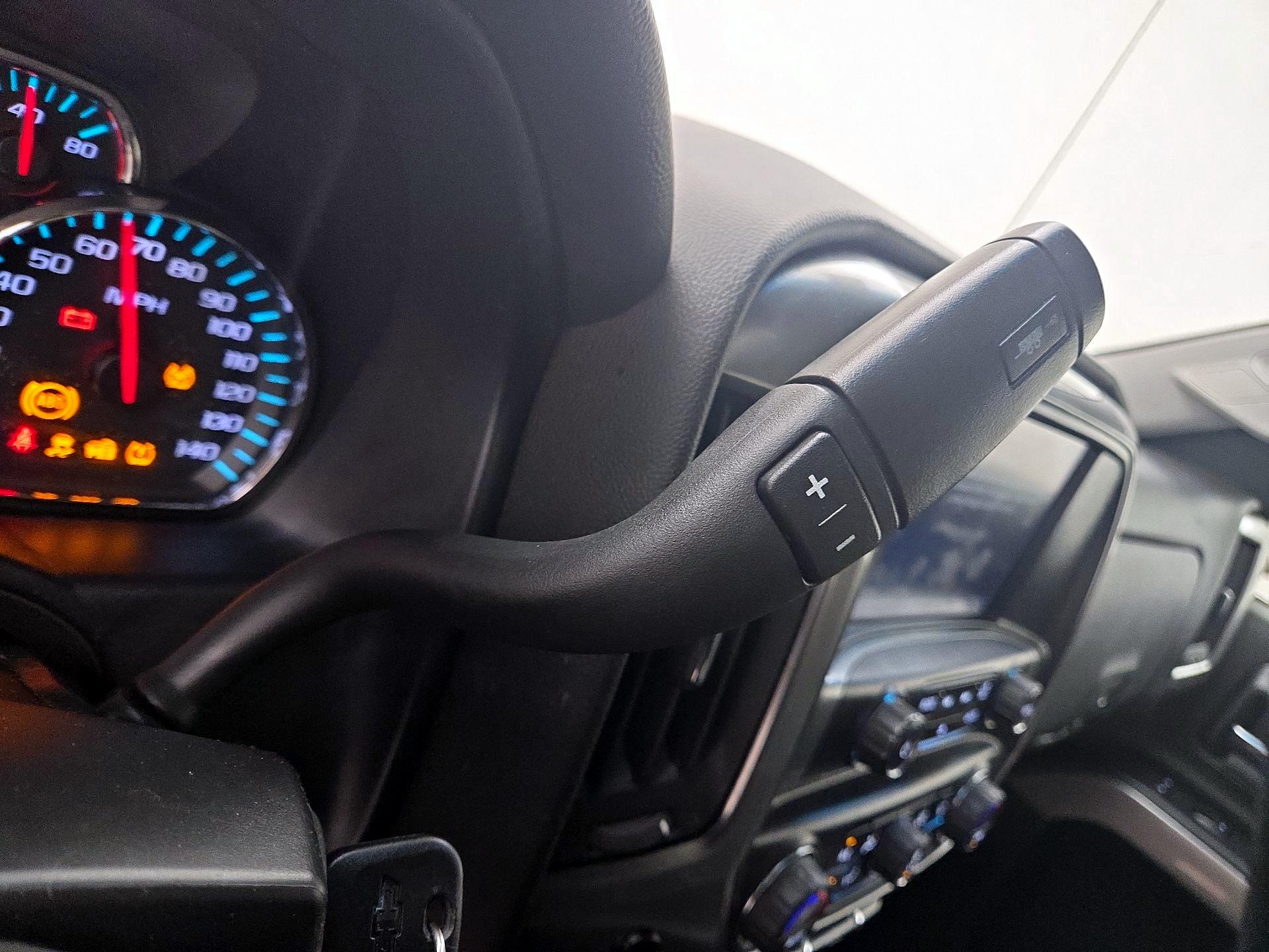 Thumbnail: 2016 Chevrolet Silverado 1500 - 17