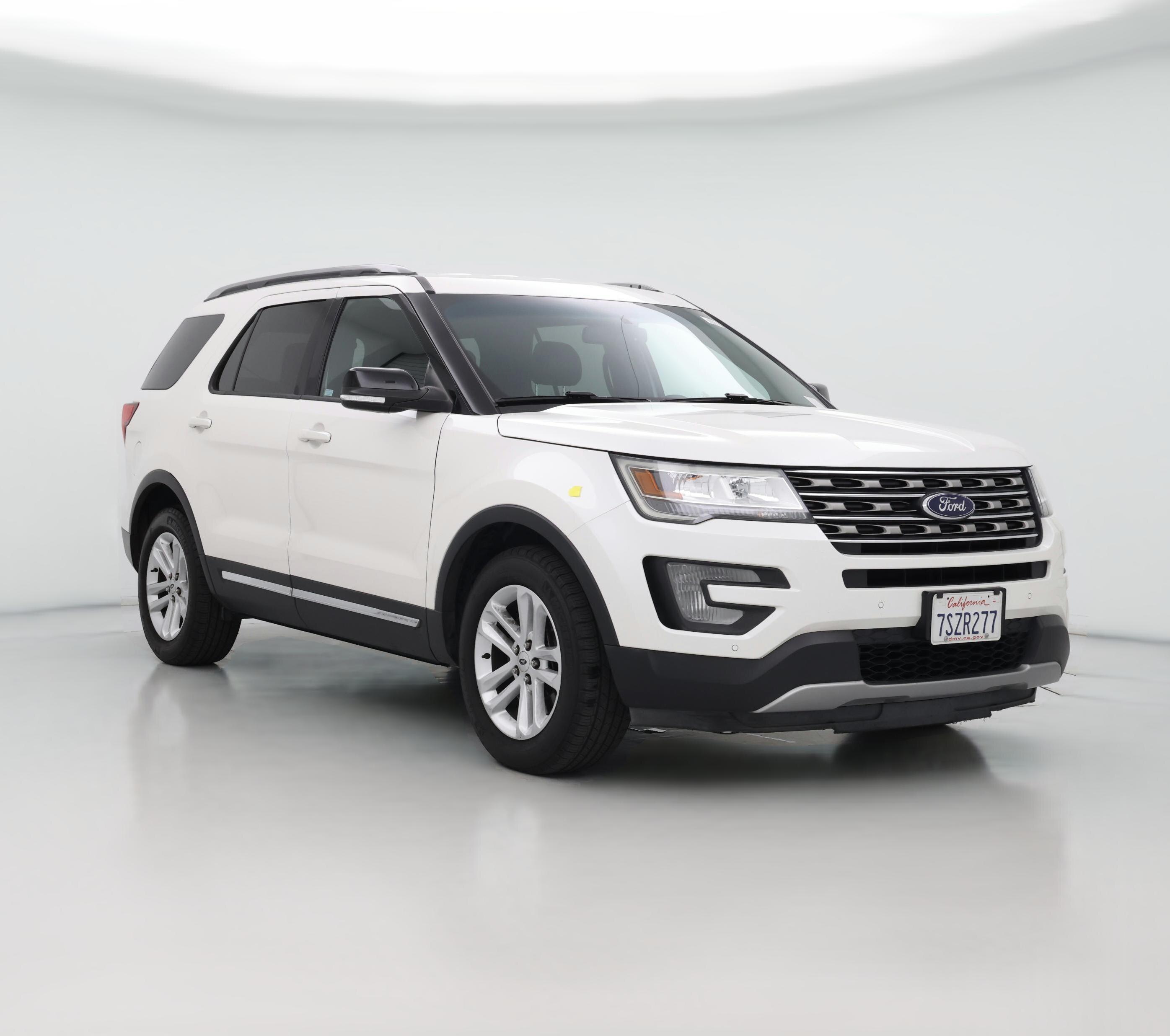 Thumbnail: 2016 Ford Explorer - 1