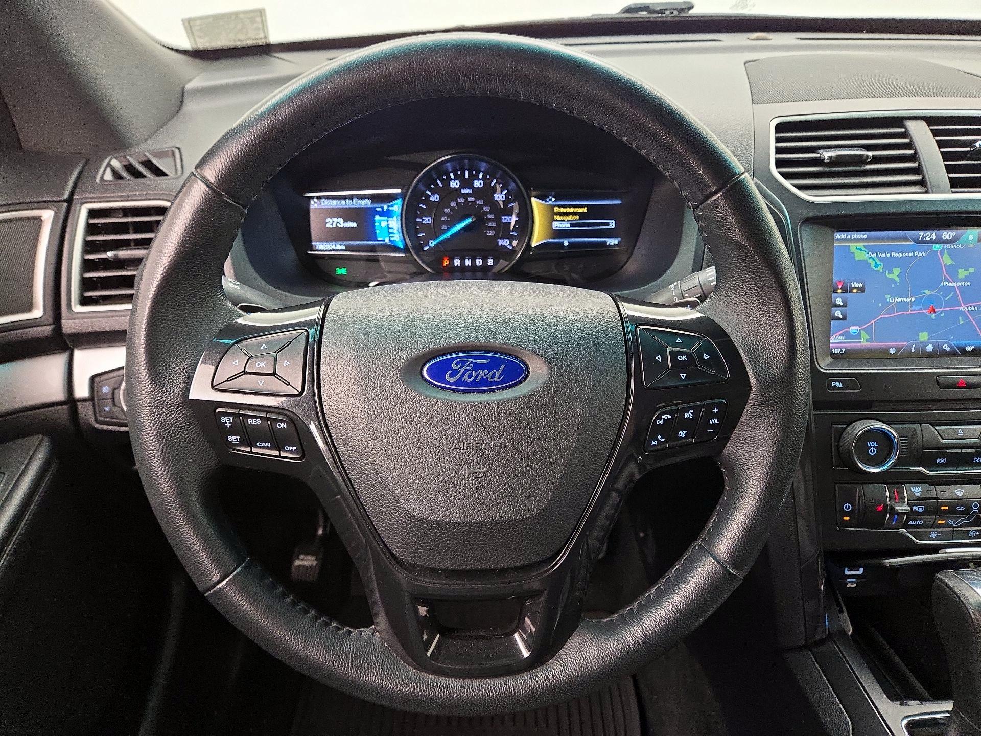 Thumbnail: 2016 Ford Explorer - 10