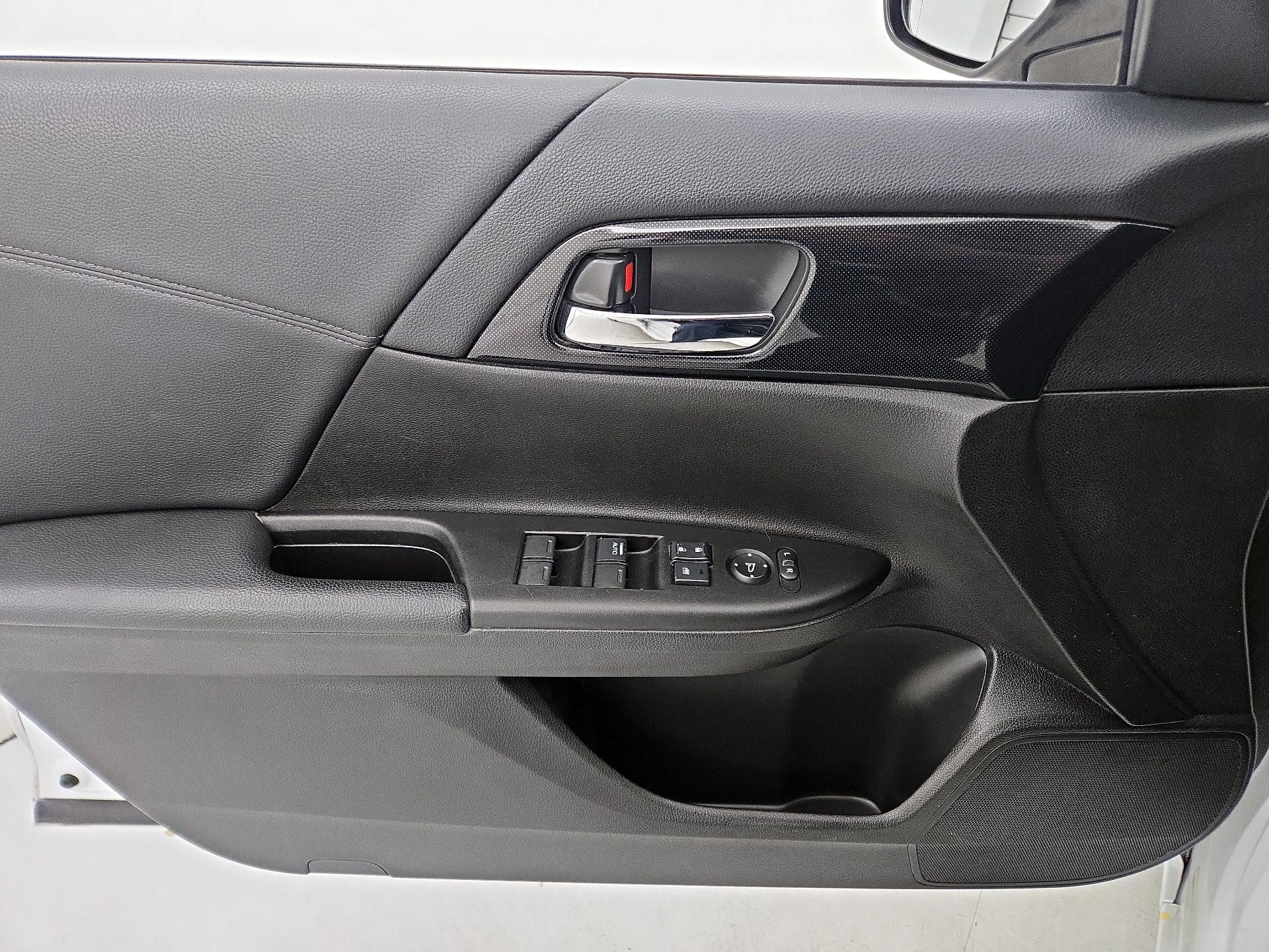 Thumbnail: 2014 Honda Accord - 12