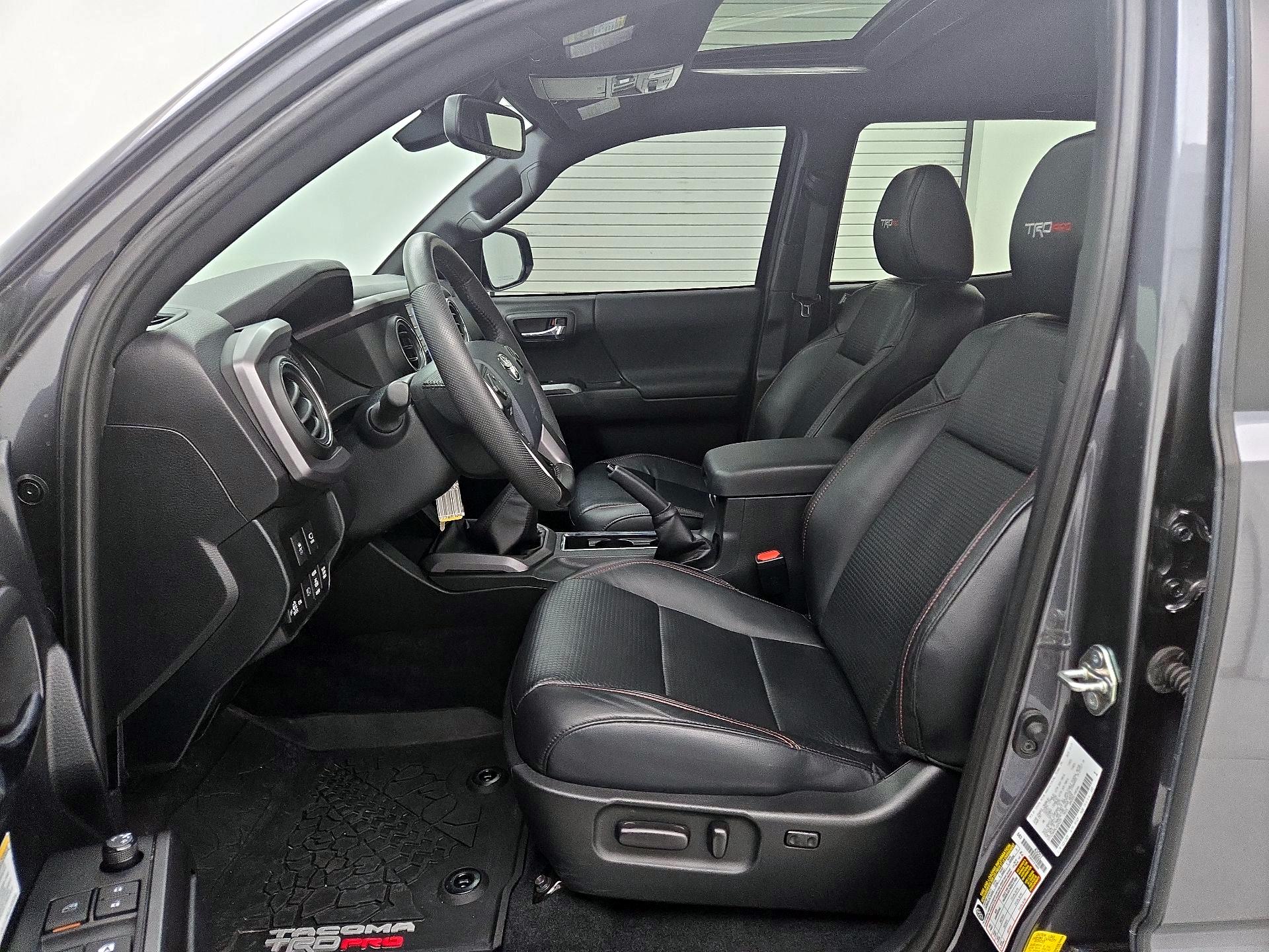 Thumbnail: 2020 Toyota Tacoma - 11