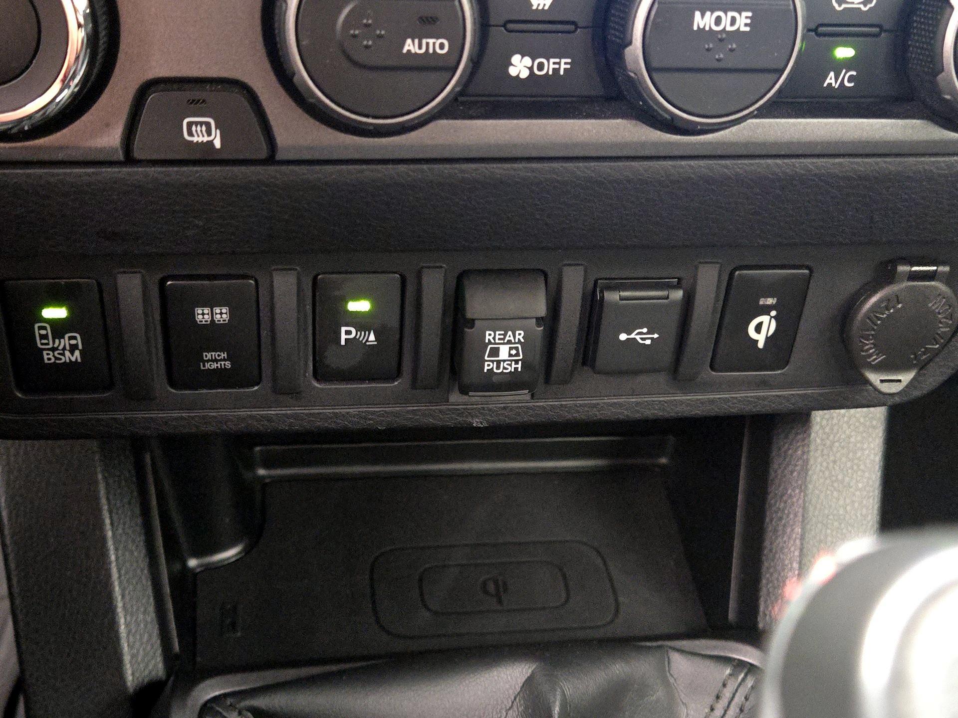 Thumbnail: 2020 Toyota Tacoma - 19