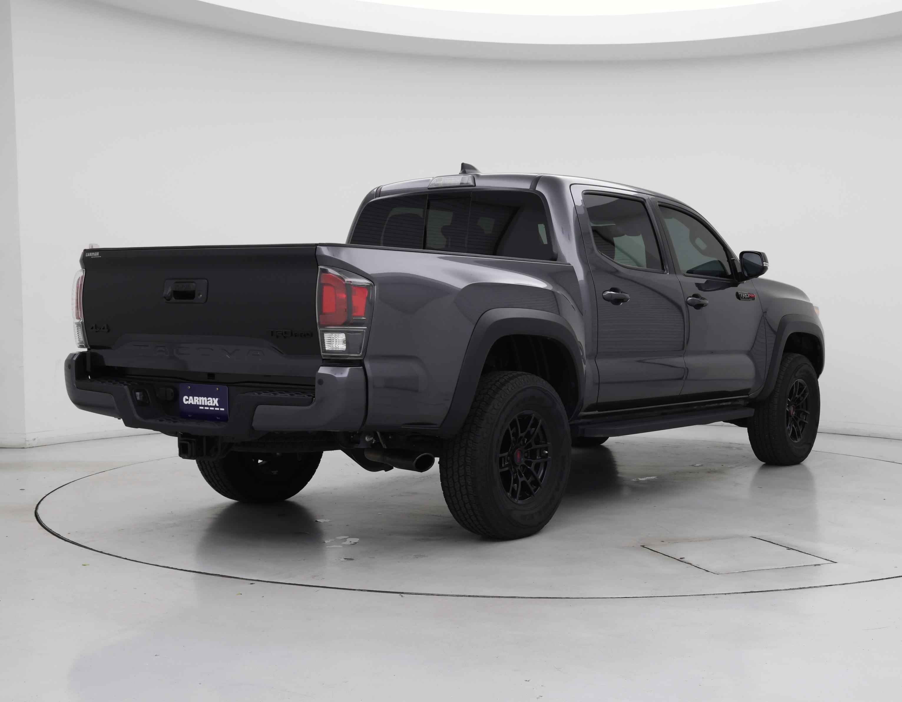 Thumbnail: 2020 Toyota Tacoma - 8