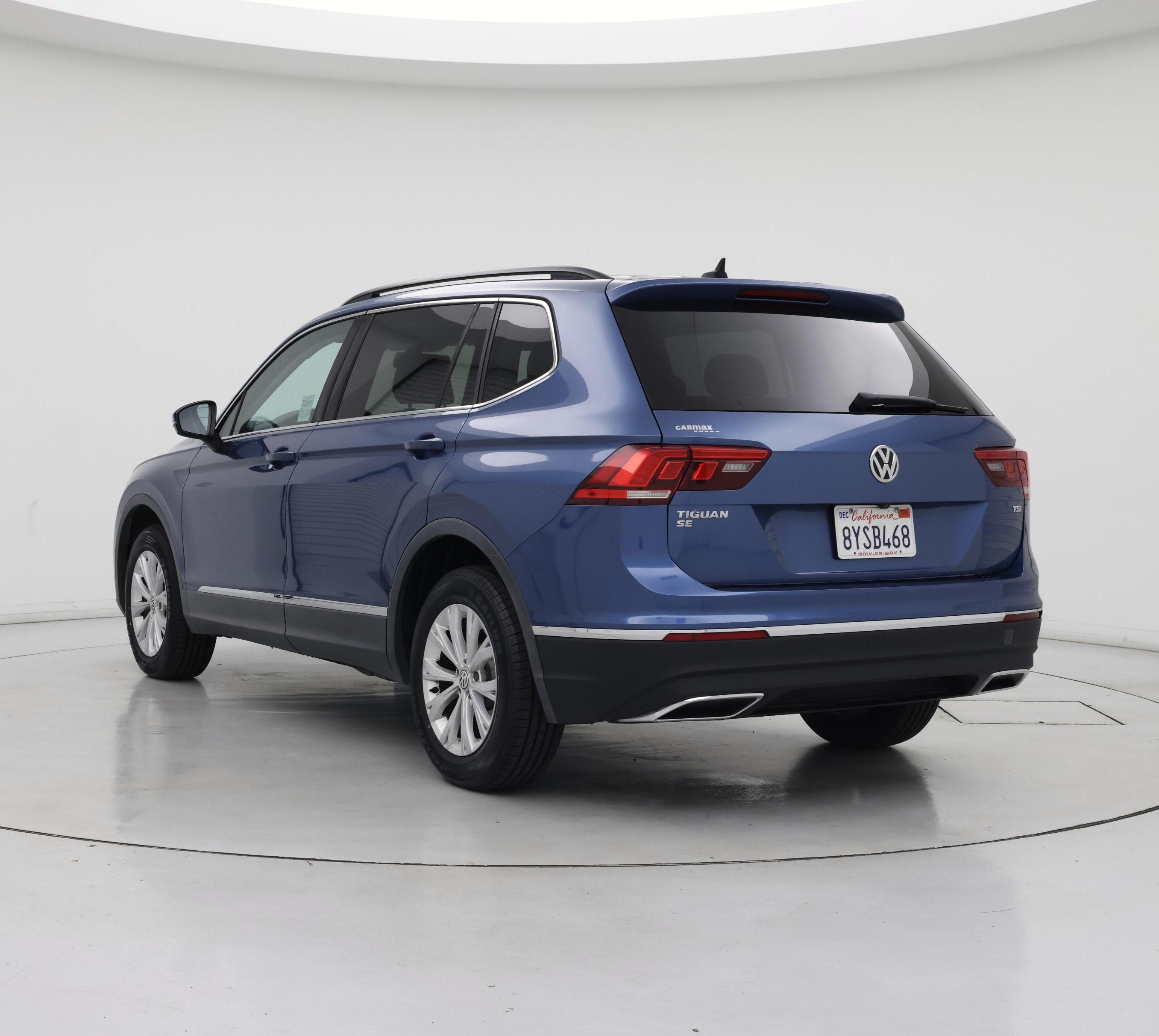 Thumbnail: 2018 Volkswagen Tiguan - 2