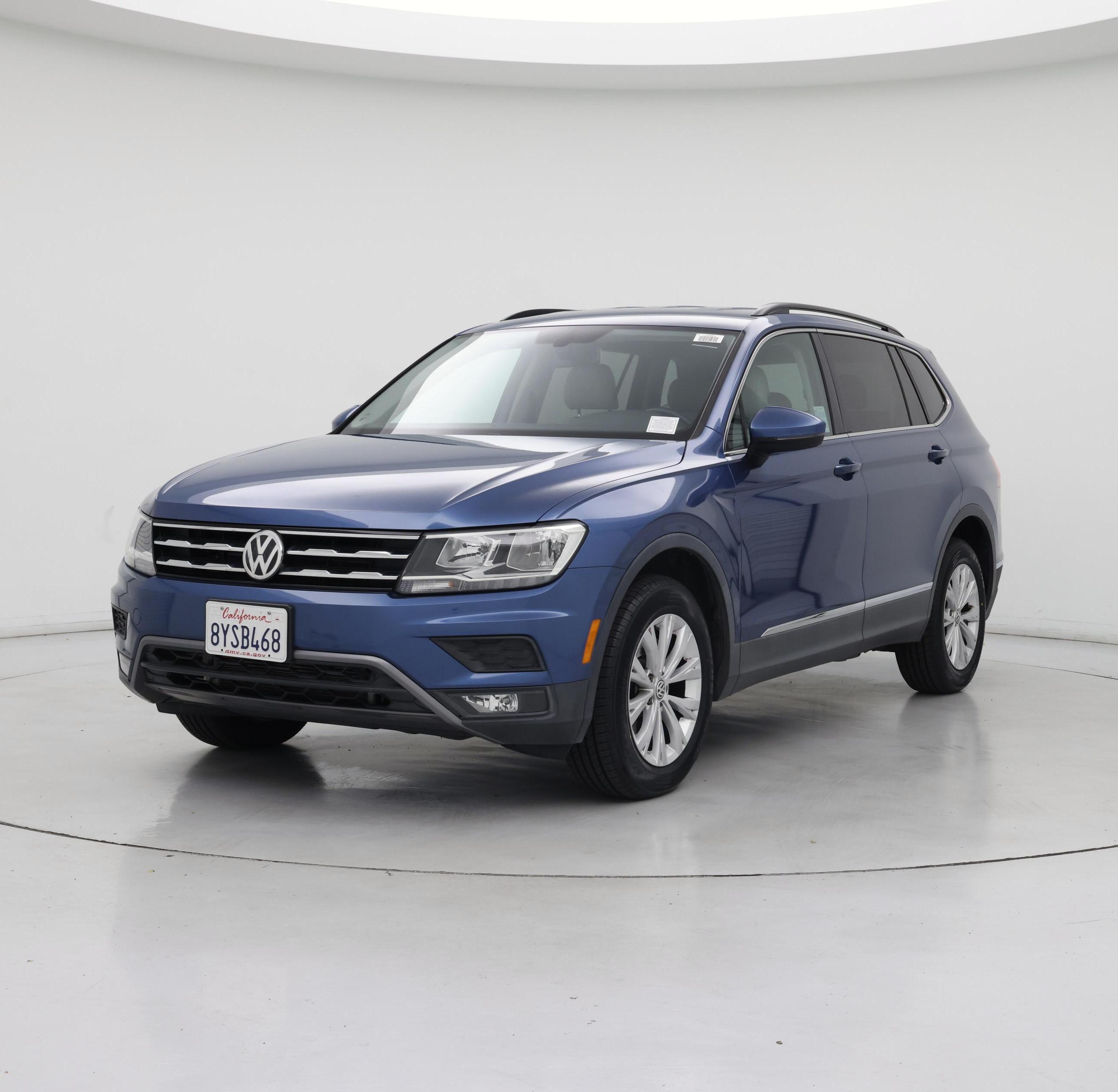 Thumbnail: 2018 Volkswagen Tiguan - 4
