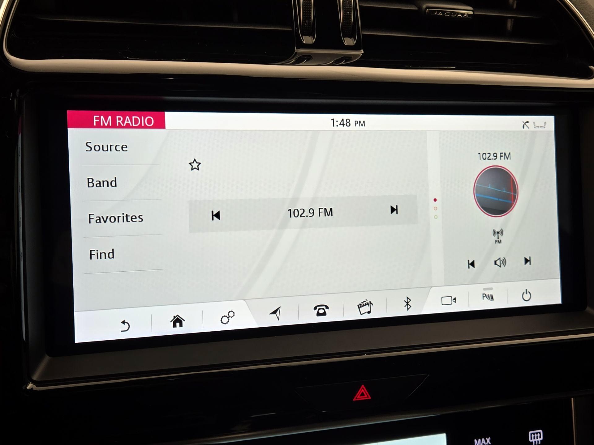 Thumbnail: 2020 Jaguar XE - 16