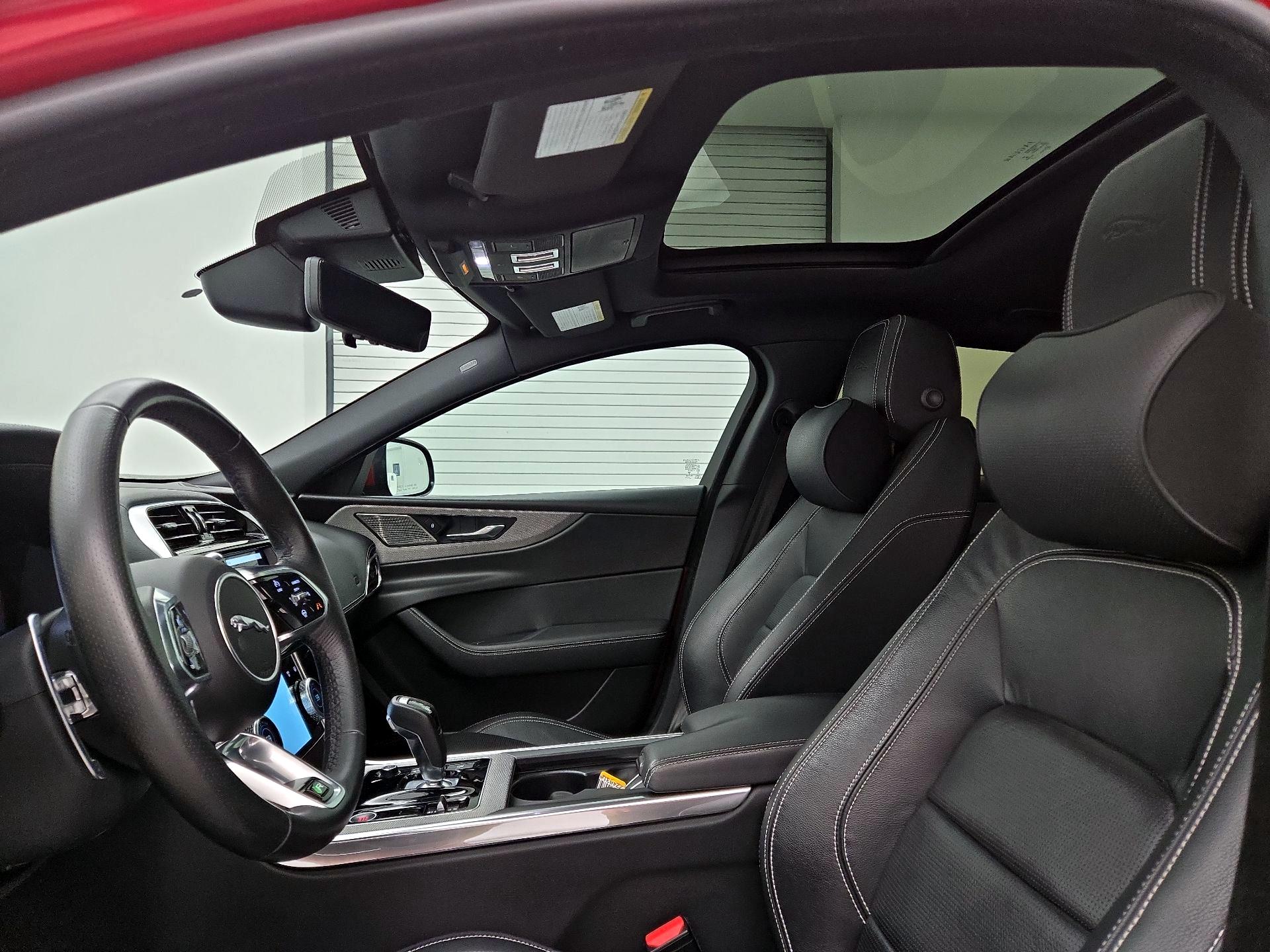 Thumbnail: 2020 Jaguar XE - 20