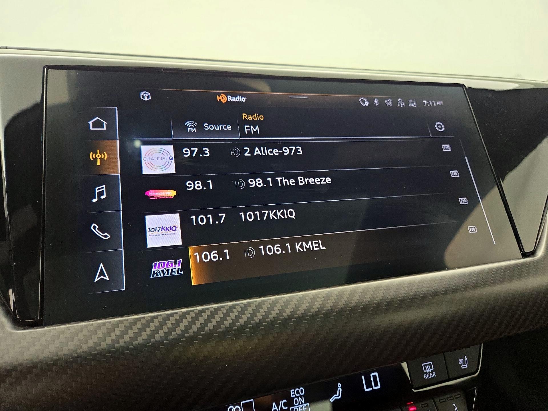 Thumbnail: 2022 Audi e-tron GT - 16