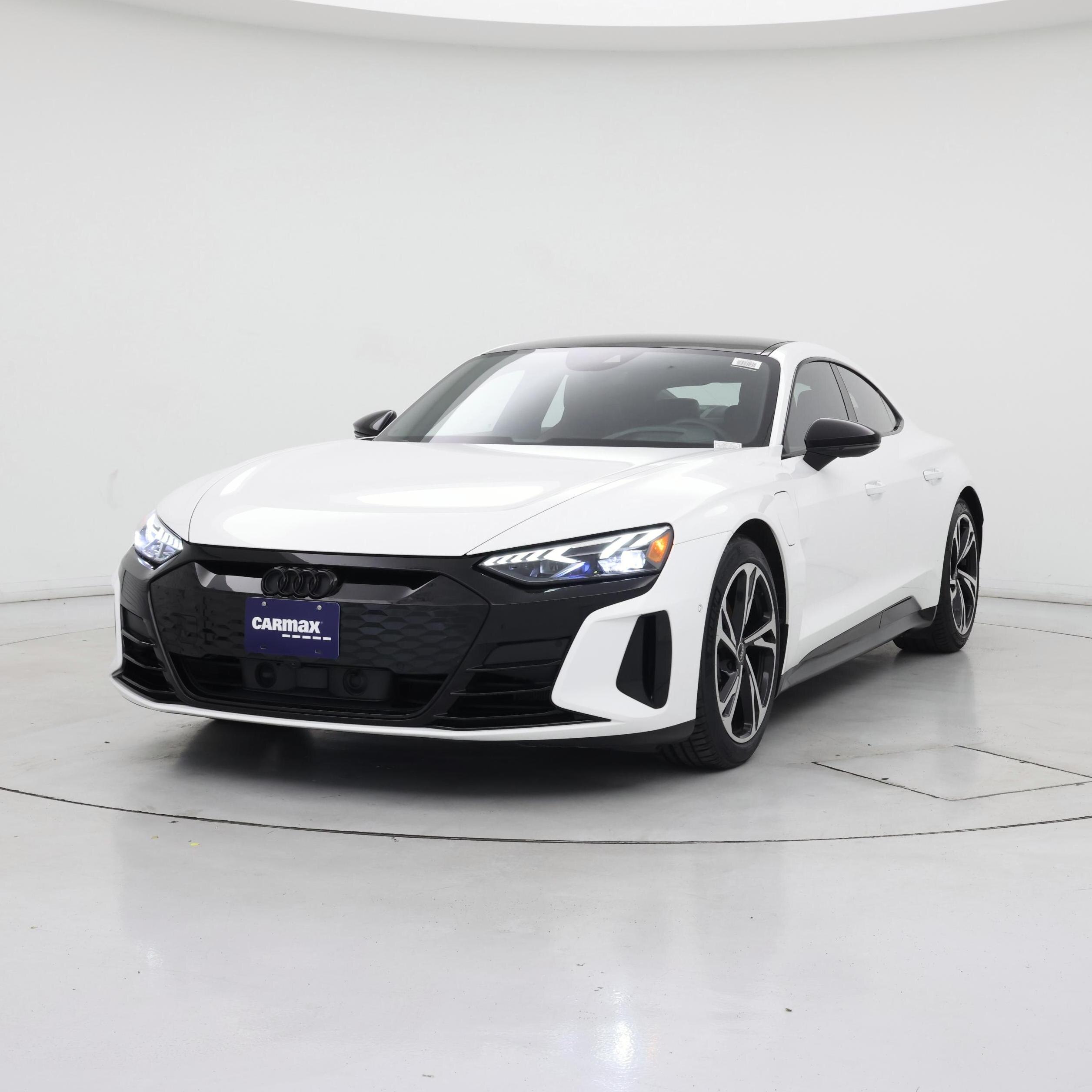 Thumbnail: 2022 Audi e-tron GT - 4