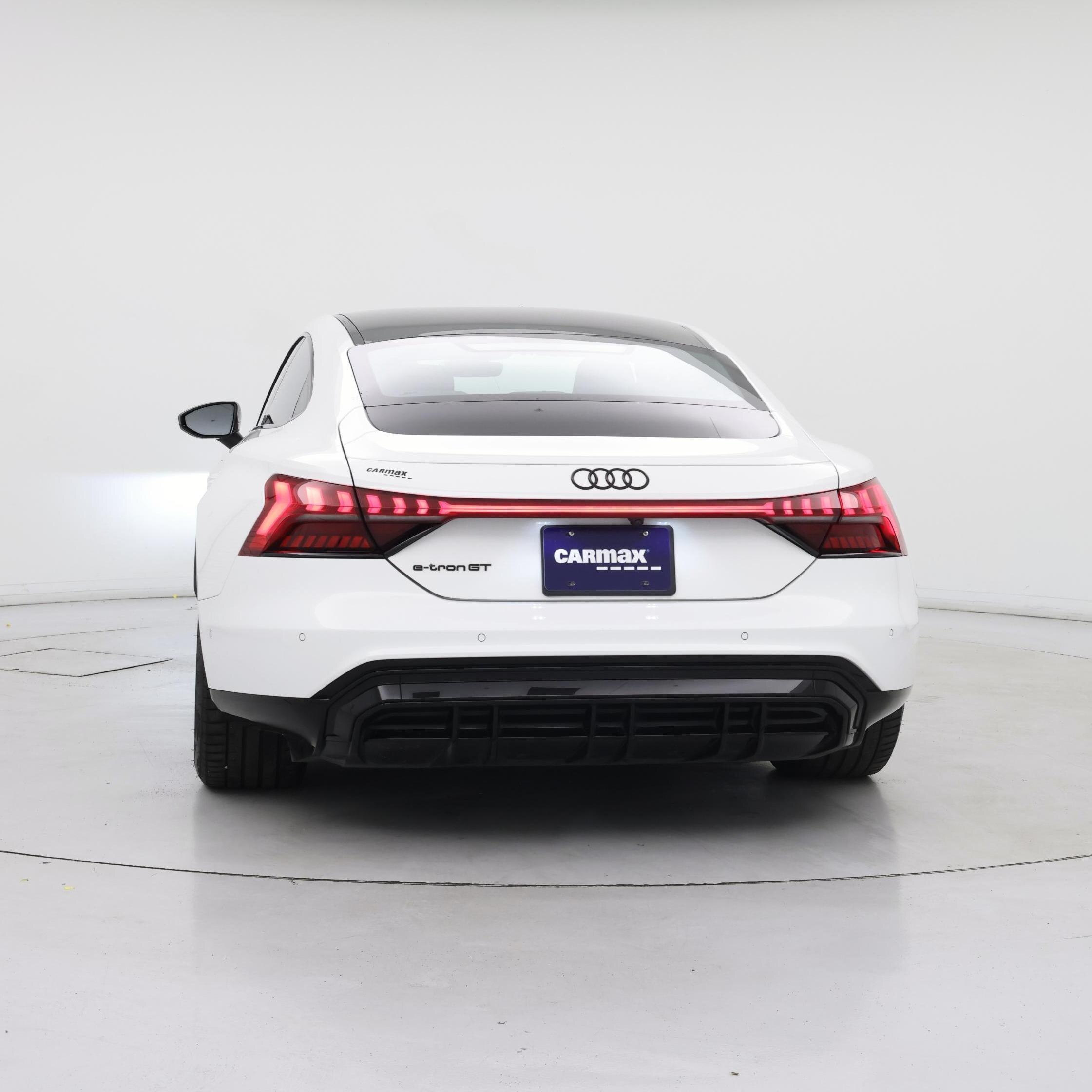 Thumbnail: 2022 Audi e-tron GT - 6