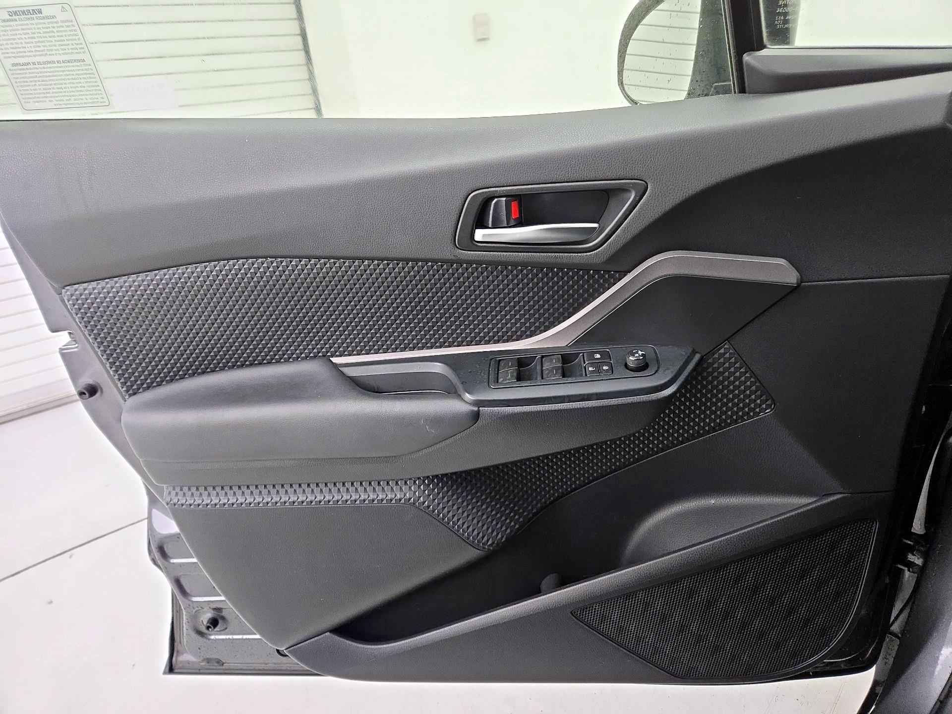 Thumbnail: 2021 Toyota C-HR - 12